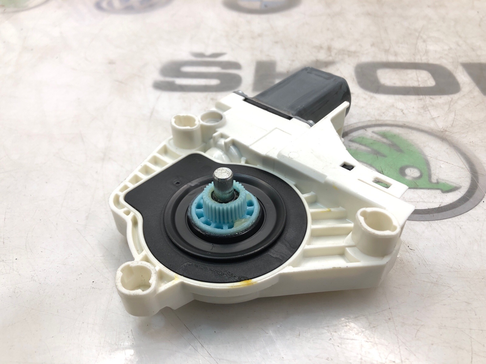 мотор стеклоподъемника, 1000 рублей, Москва