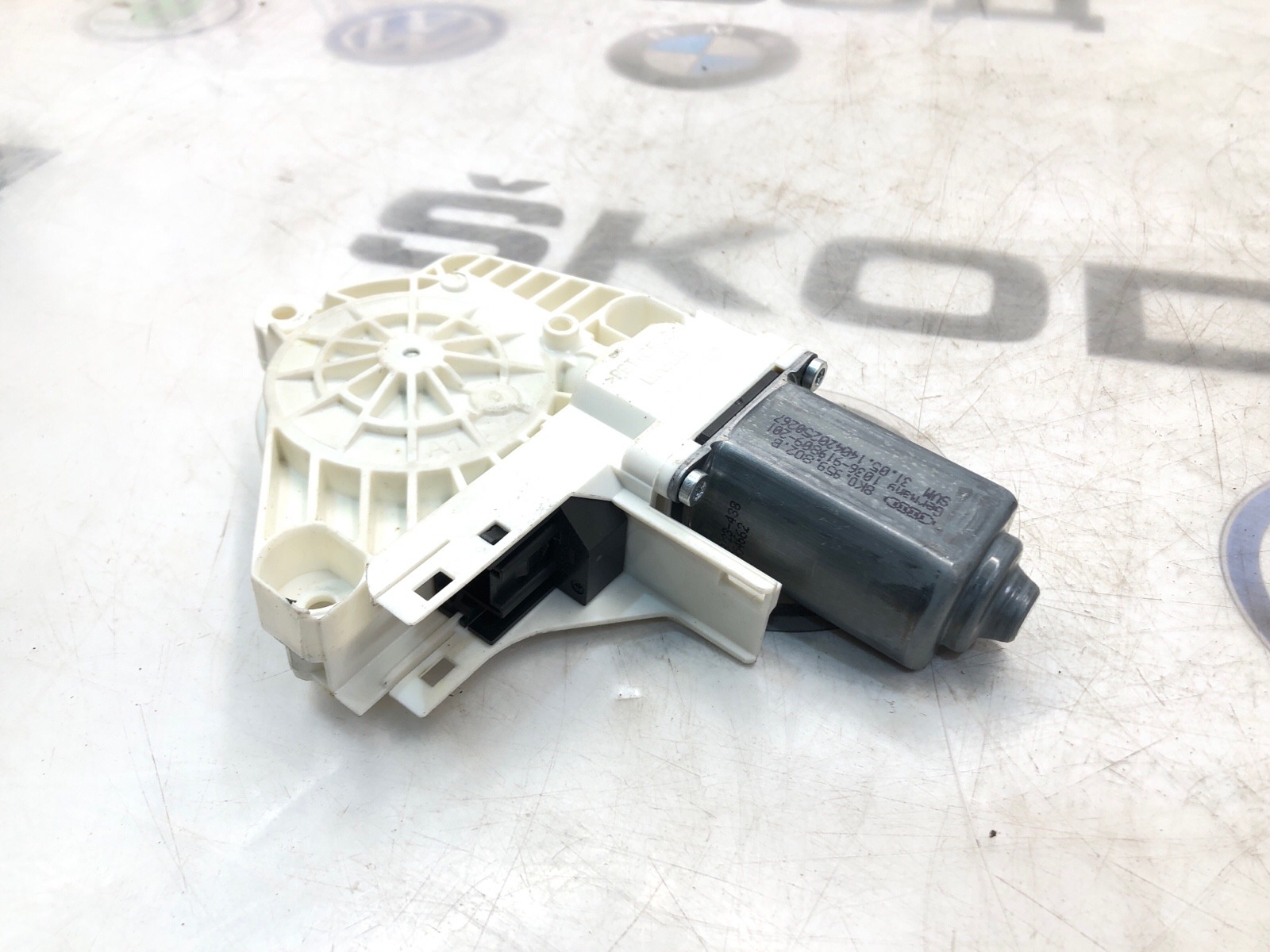 мотор стеклоподъемника, 1000 рублей, Москва