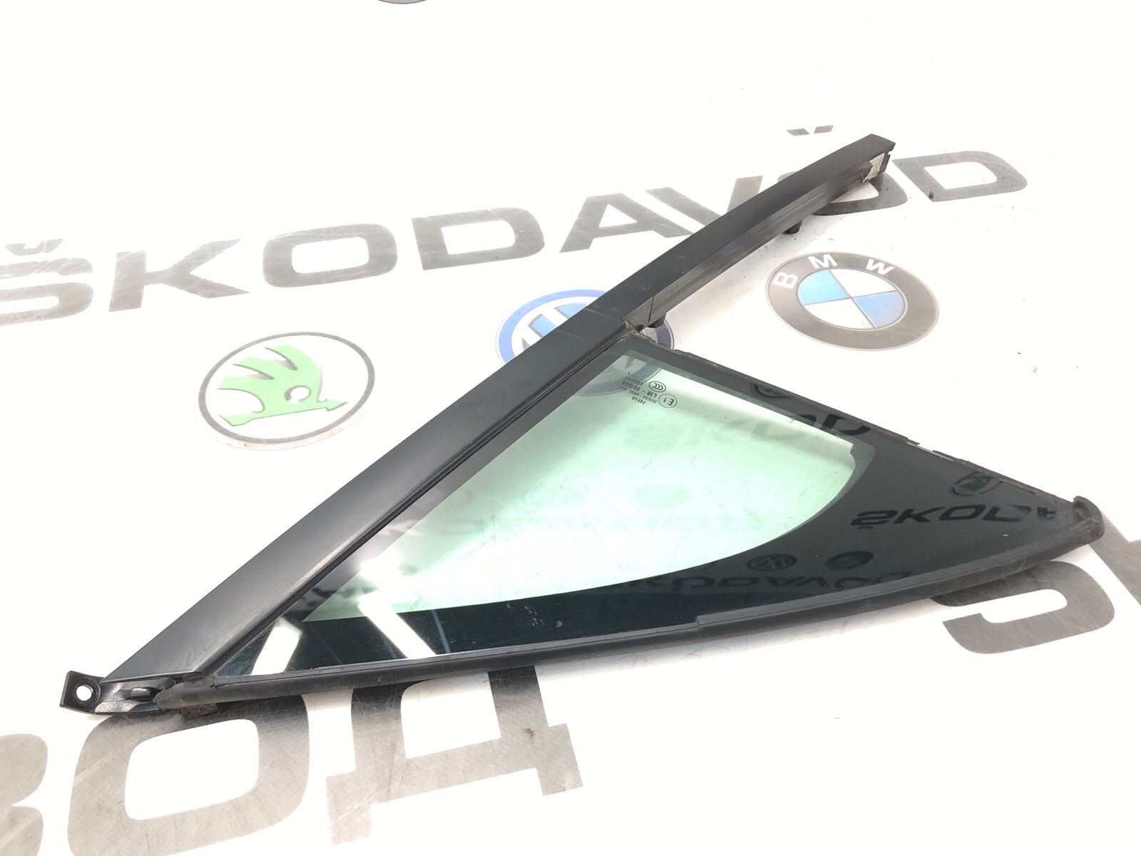 форточка двери, 2000 рублей, Москва