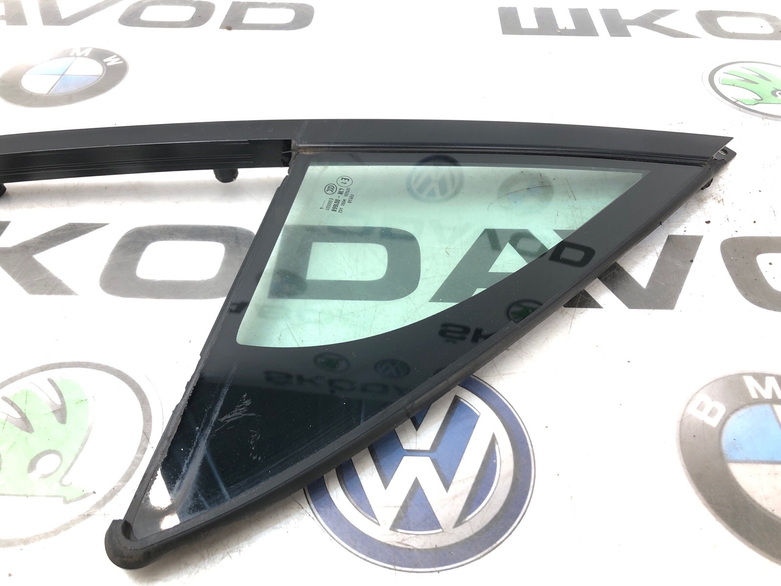 форточка двери, 2000 рублей, Москва