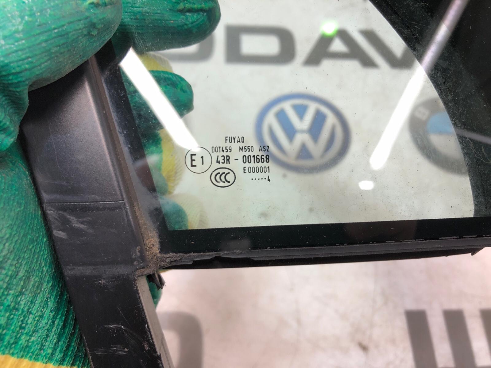 форточка двери, 2000 рублей, Москва