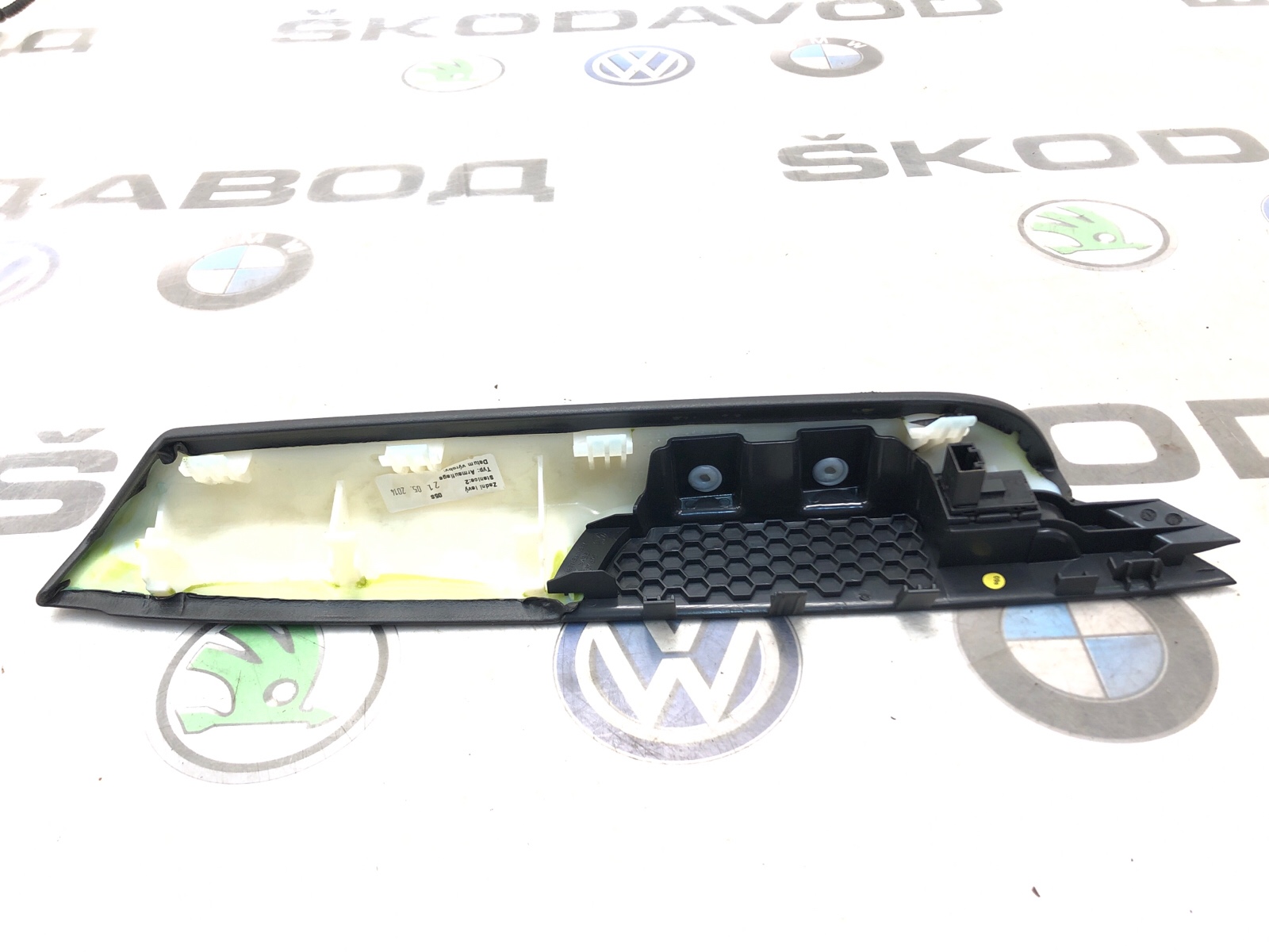 кнопка стеклоподъемника, 1000 рублей, Москва