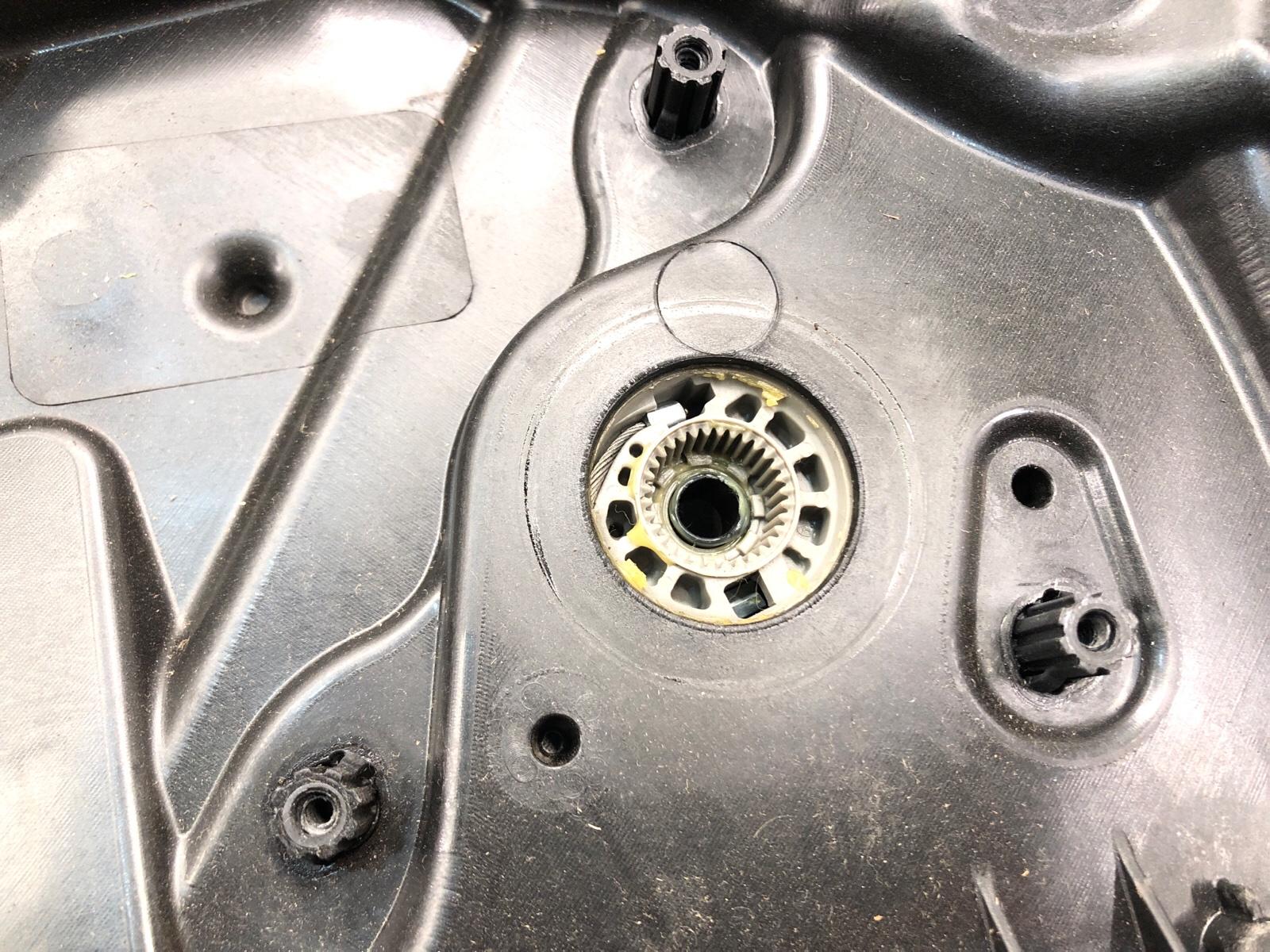 Стеклоподъемник, 2000 рублей, Москва