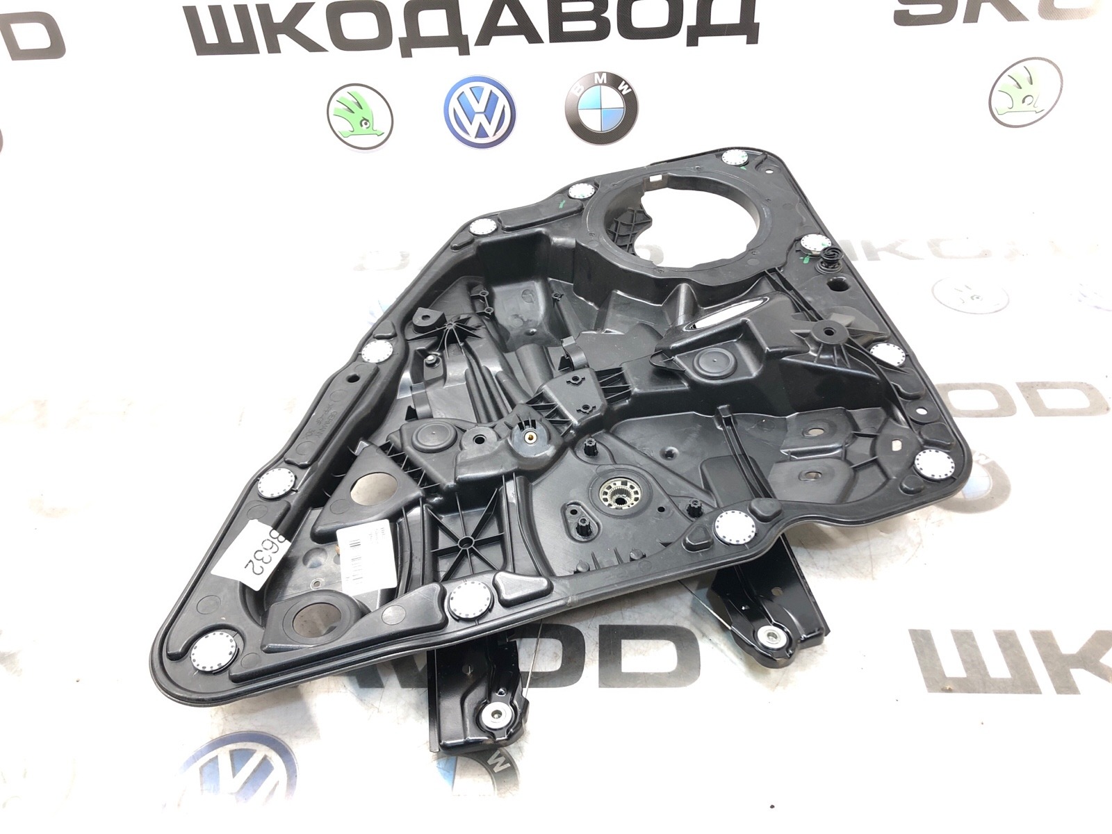 Стеклоподъемник, 2000 рублей, Москва