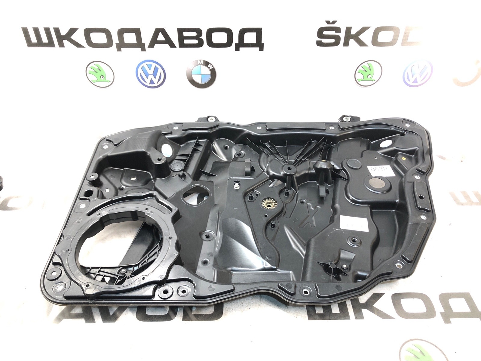 Стеклоподъемник, 2000 рублей, Москва