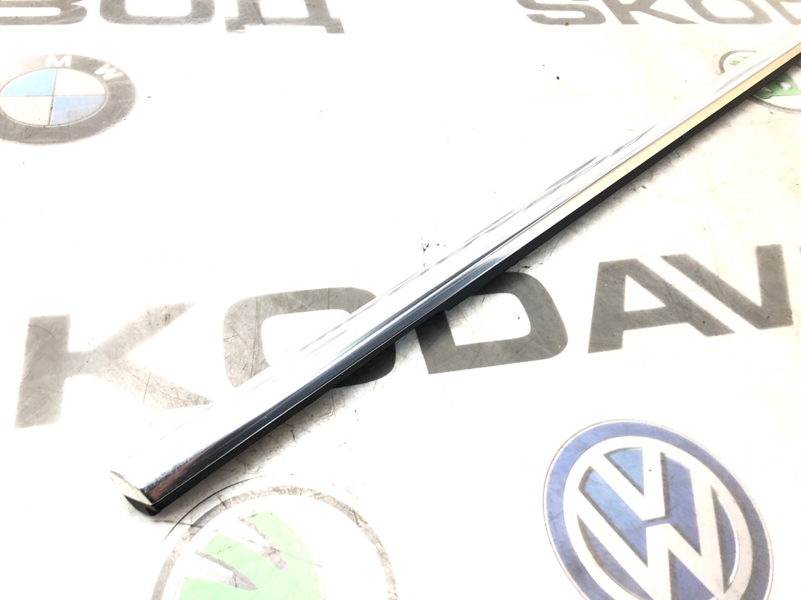 молдинг стекла, 1500 рублей, Москва