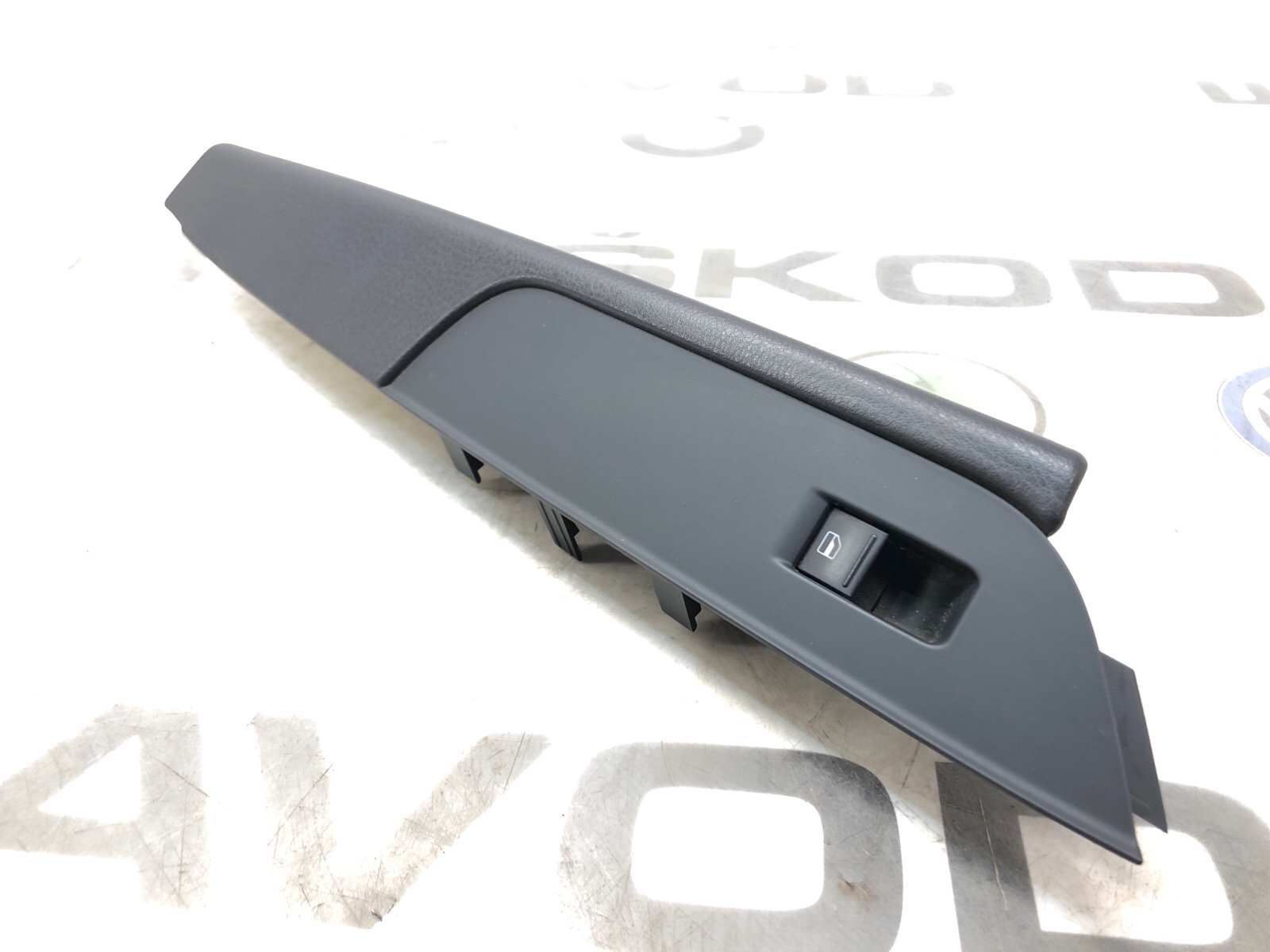 кнопка стеклоподъемника, 1000 рублей, Москва