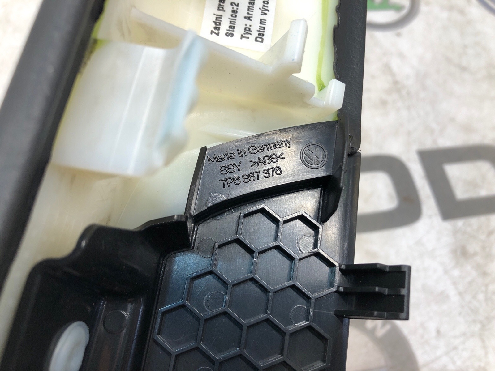 кнопка стеклоподъемника, 1000 рублей, Москва