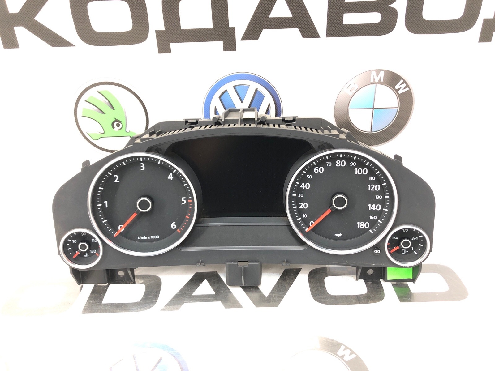 панель приборов, 4000 рублей, Москва