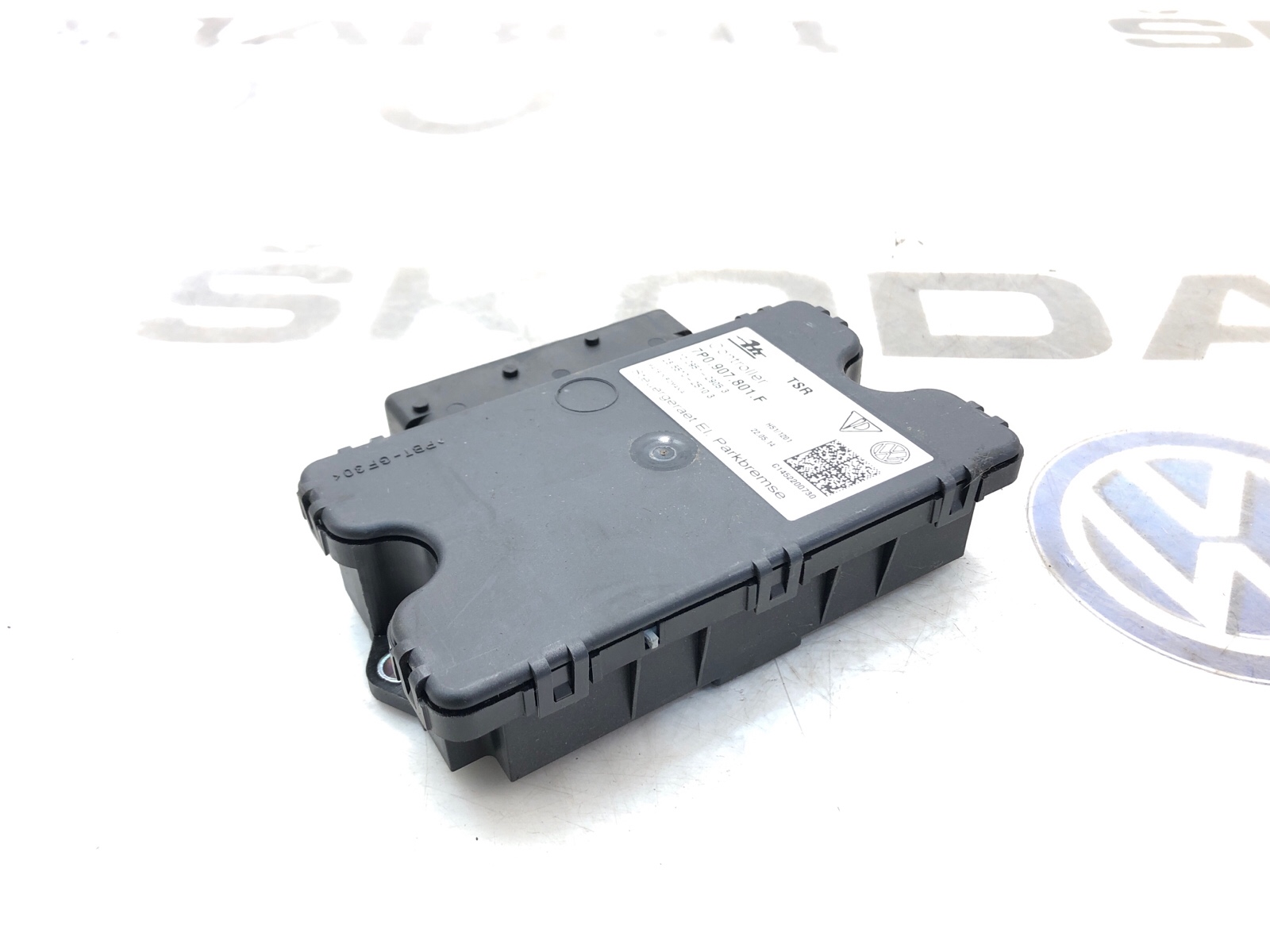 Блок управления стояночным тормозом, 1000 рублей, Москва