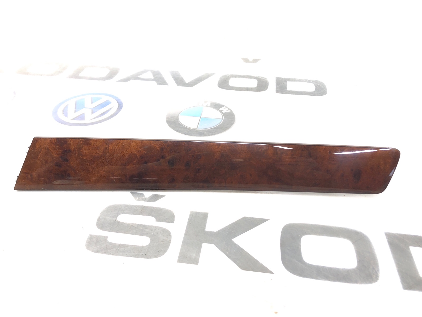 Декор обшивки карты двери, 2000 рублей, Москва