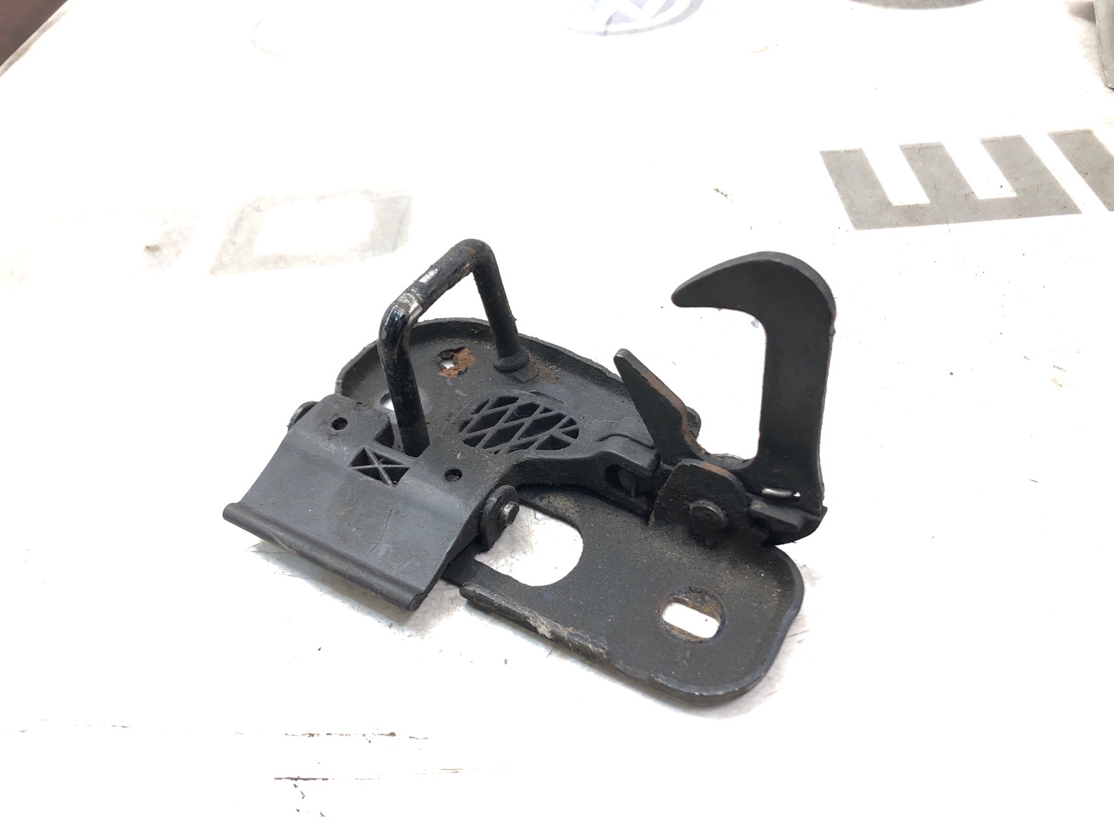 крюк капота, 1500 рублей, Москва