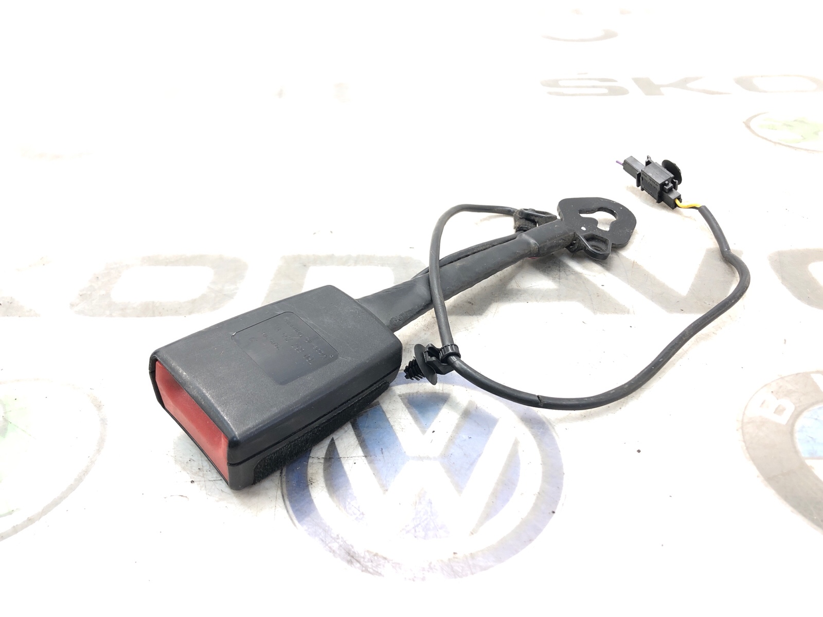 Замок ремня безопасности, 2500 рублей, Москва