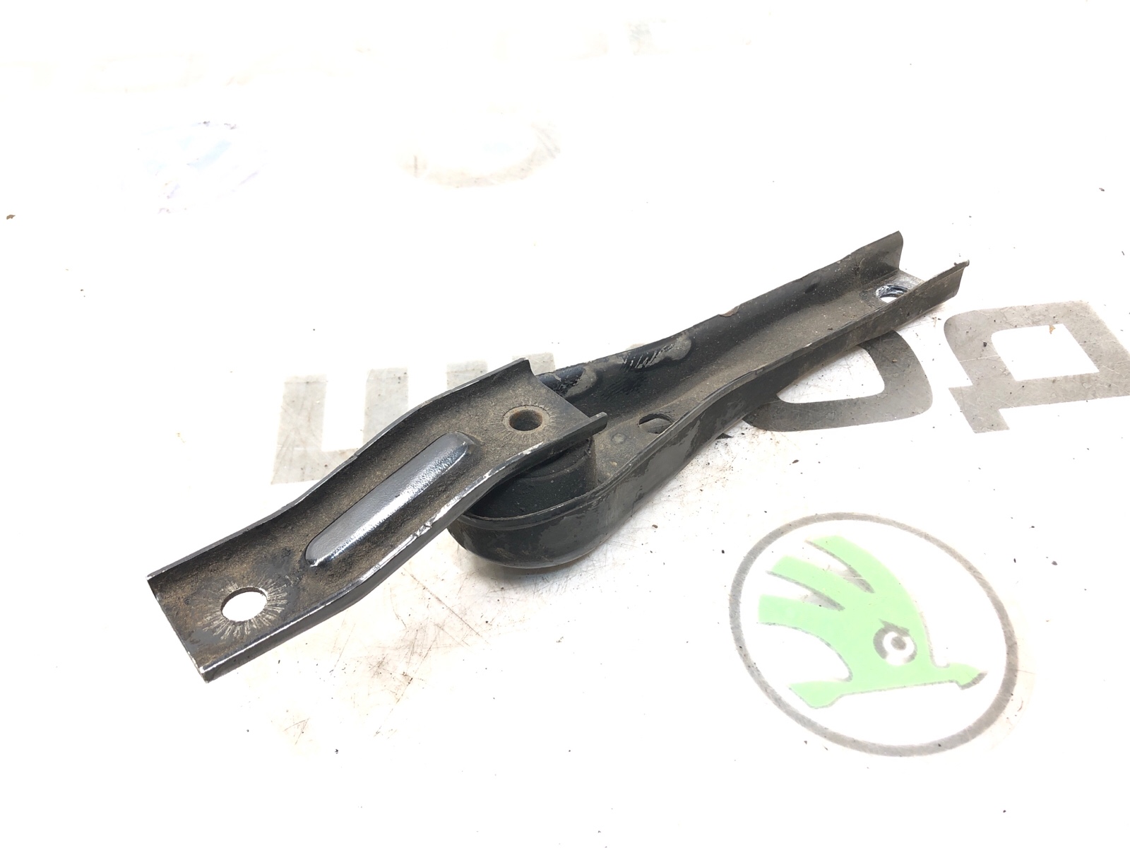 Кронштейн двигателя, 1000 рублей, Москва