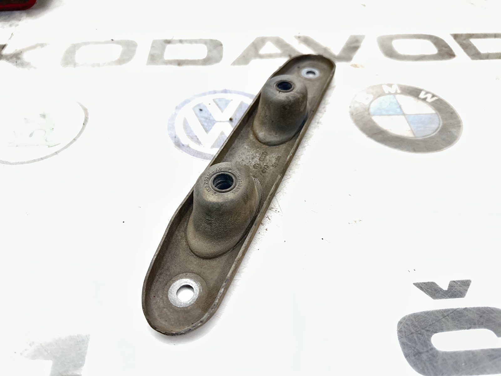 Кронштейн глушителя, 1000 рублей, Москва