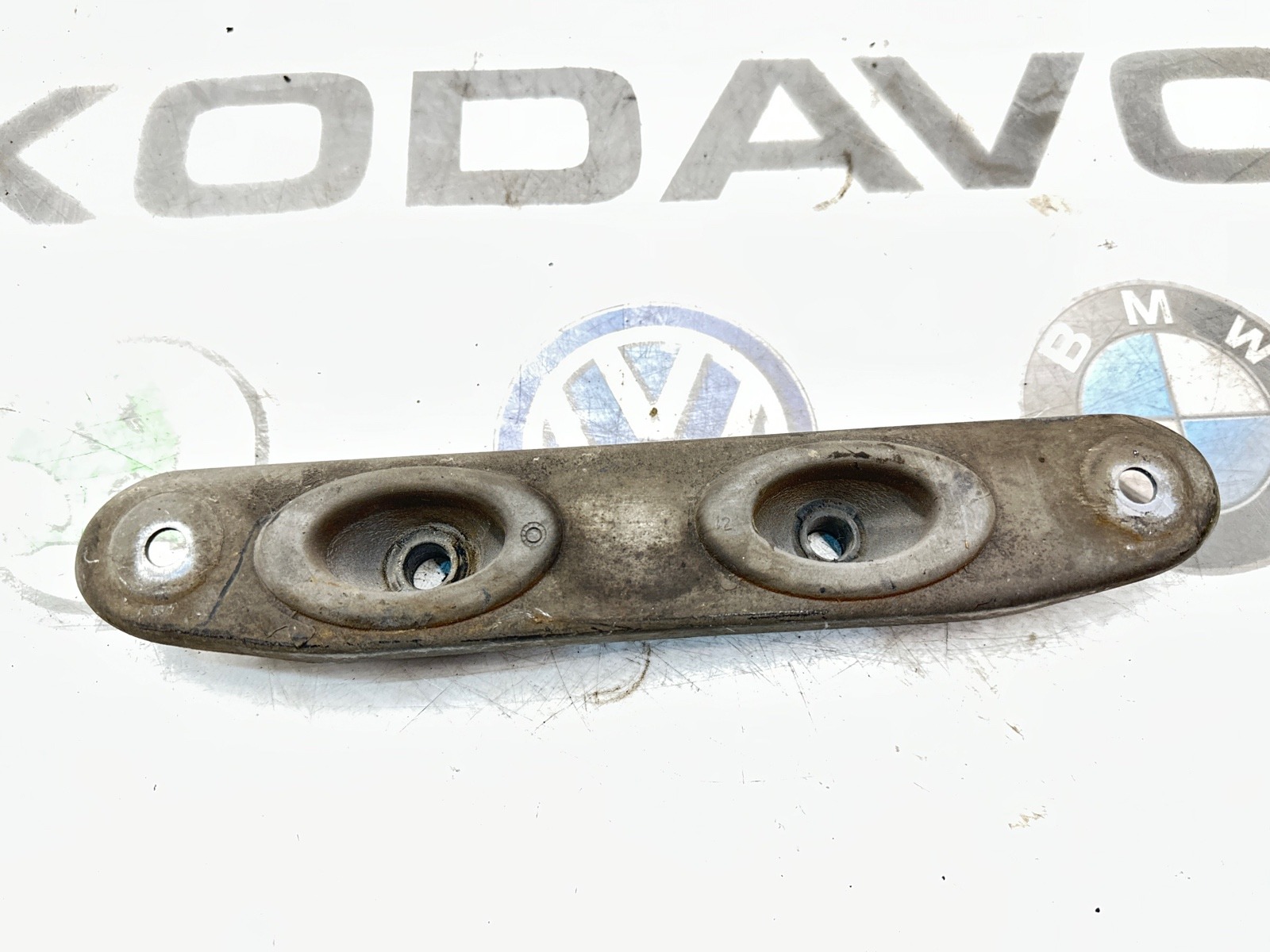 Кронштейн глушителя, 1000 рублей, Москва