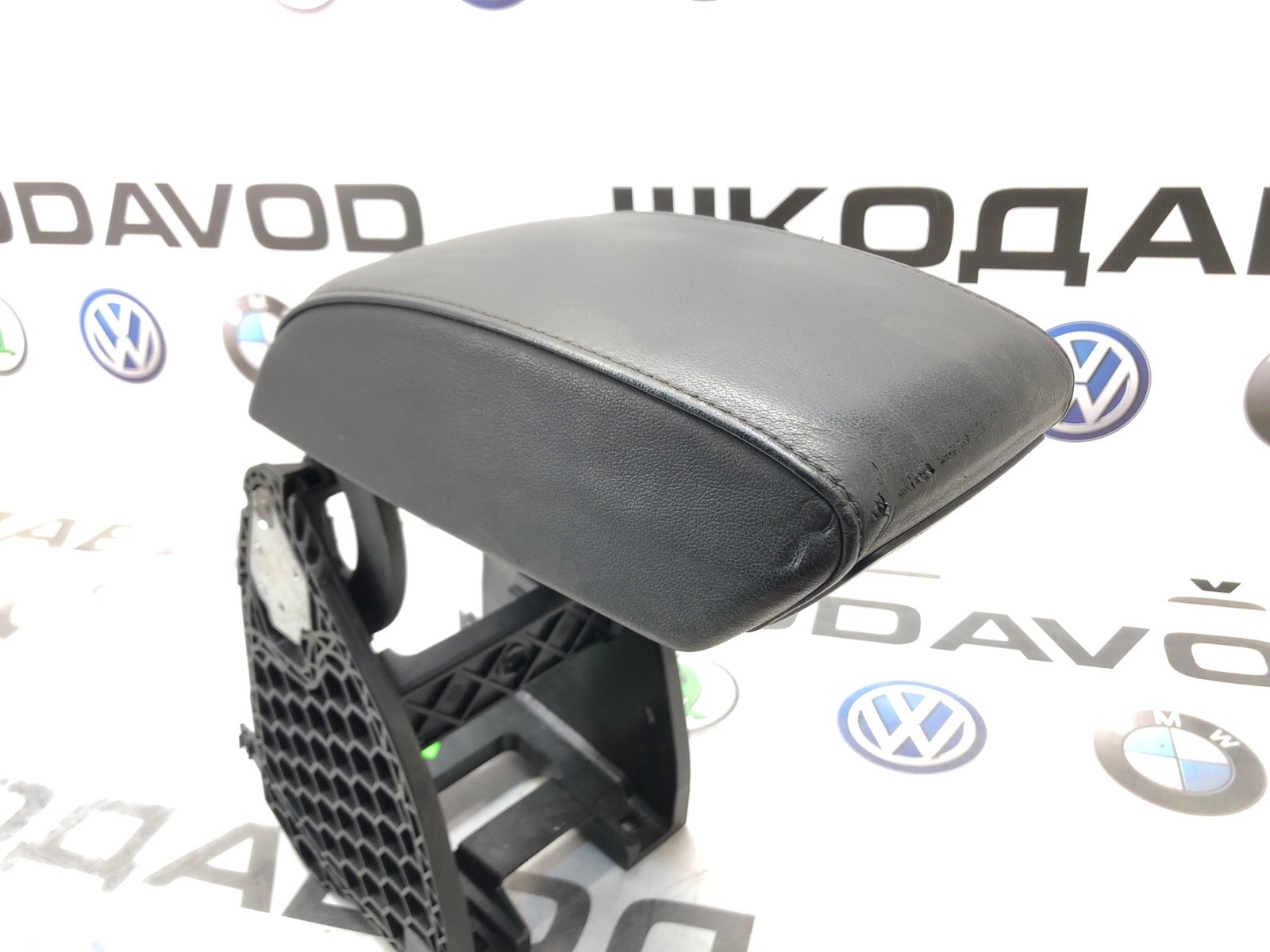 подлокотник, 3000 рублей, Москва