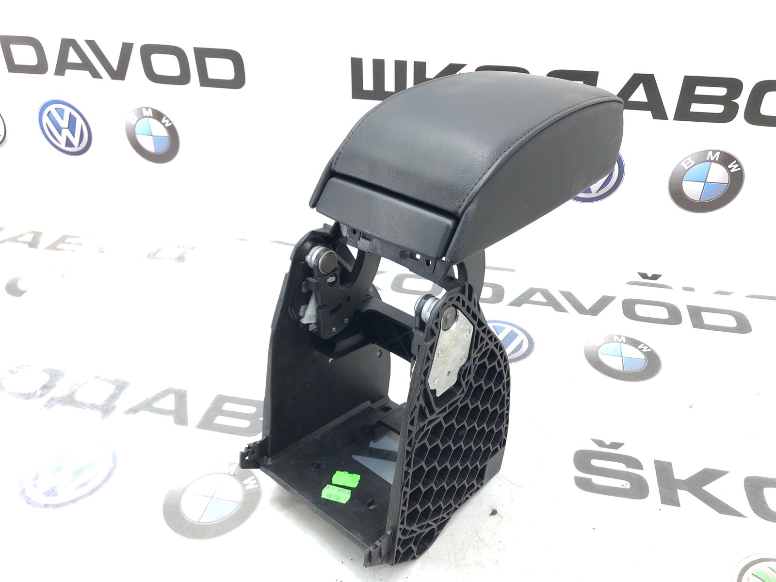 подлокотник, 3000 рублей, Москва