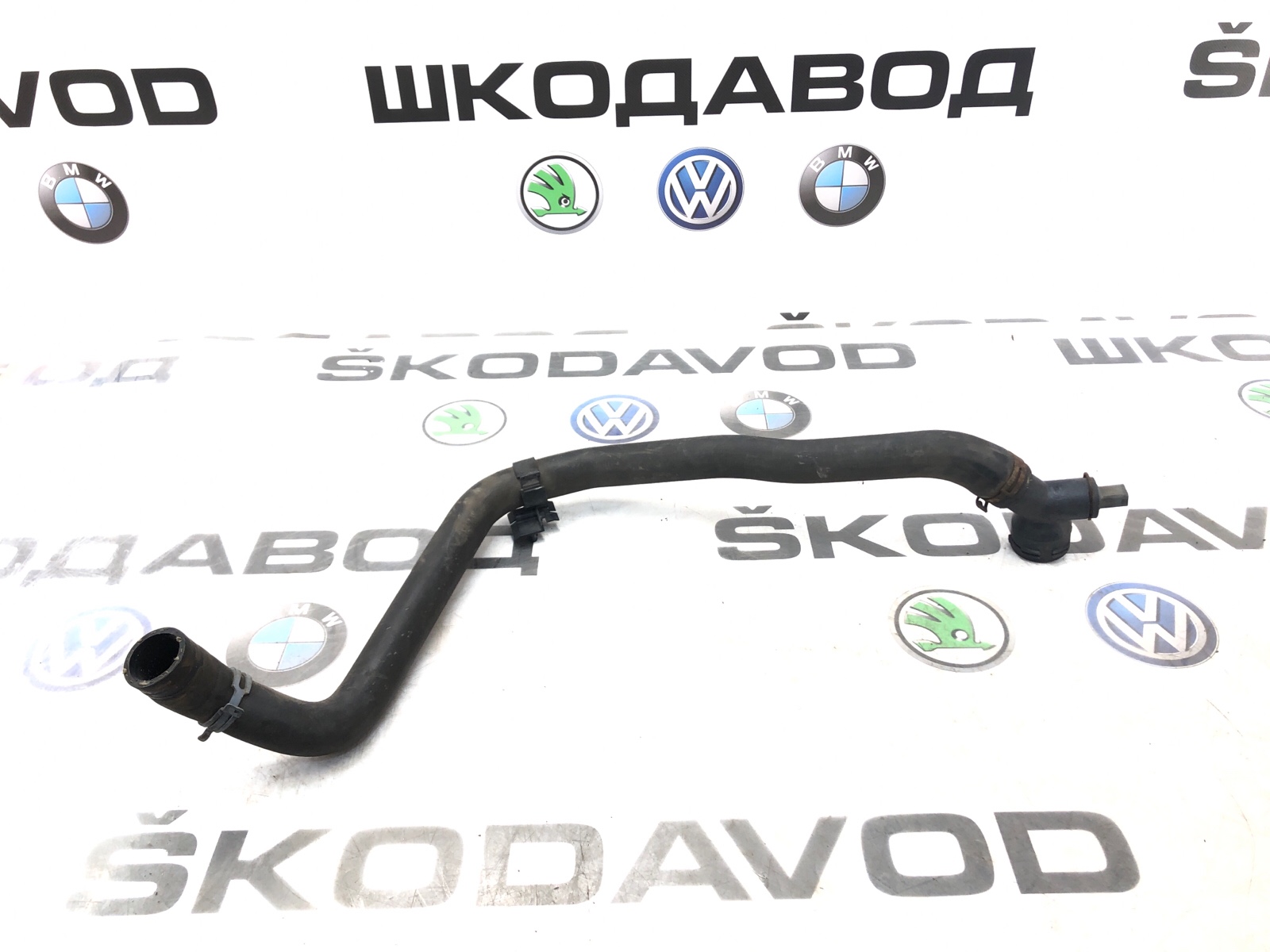 Патрубок радиатора нижний, 2000 рублей, Москва