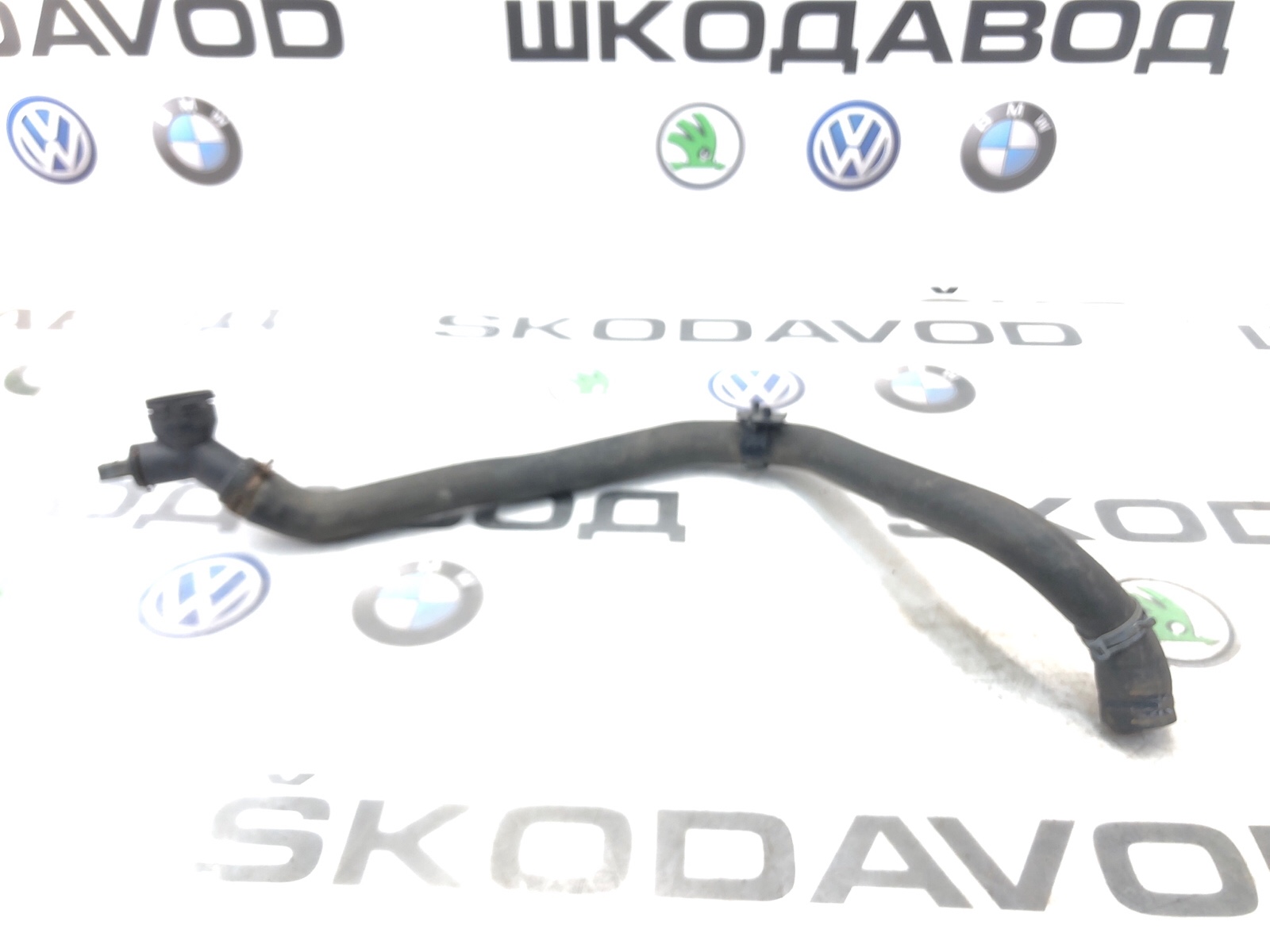 Патрубок радиатора нижний, 2000 рублей, Москва