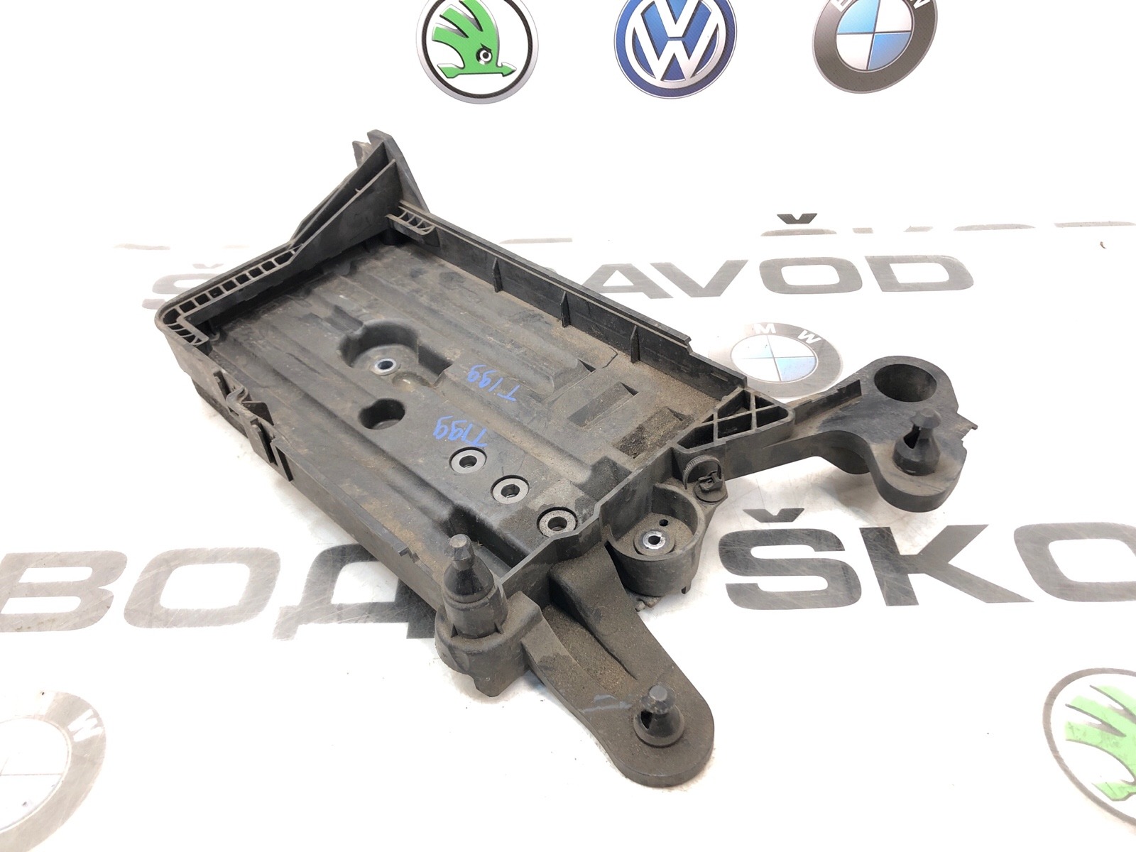 Площадка аккумулятора (АКБ), 1000 рублей, Москва