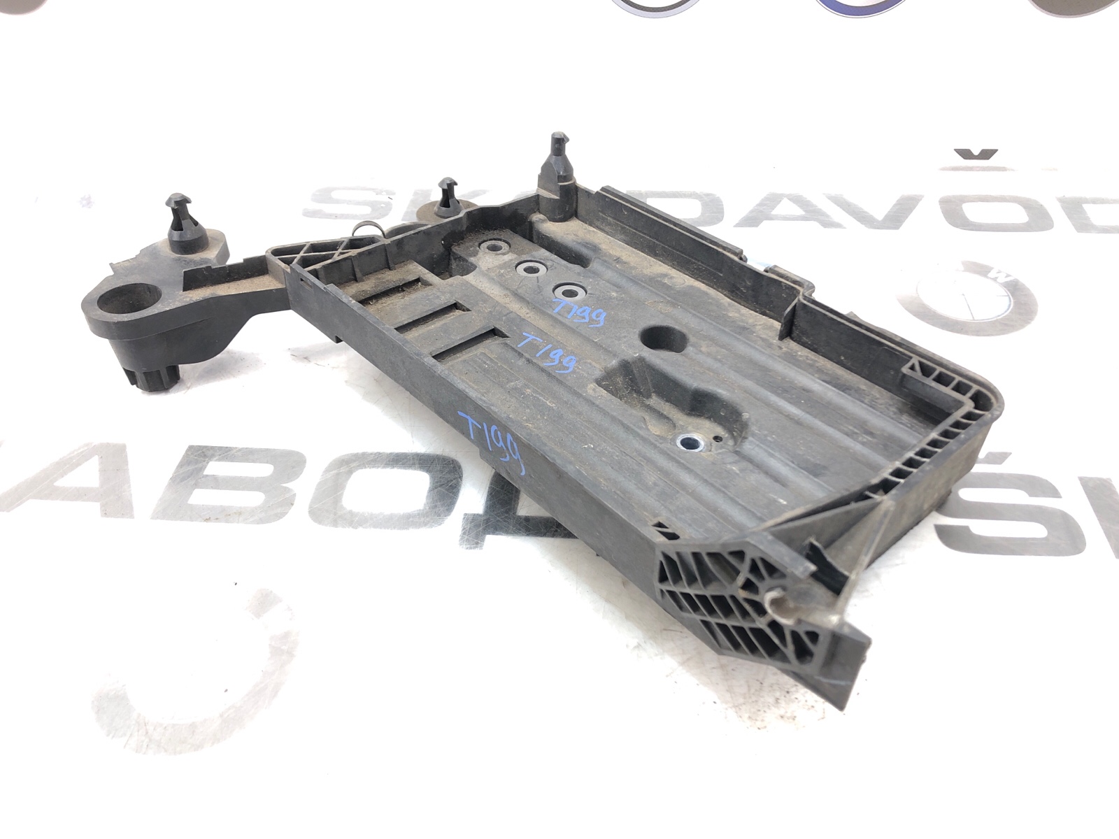 Площадка аккумулятора (АКБ), 1000 рублей, Москва