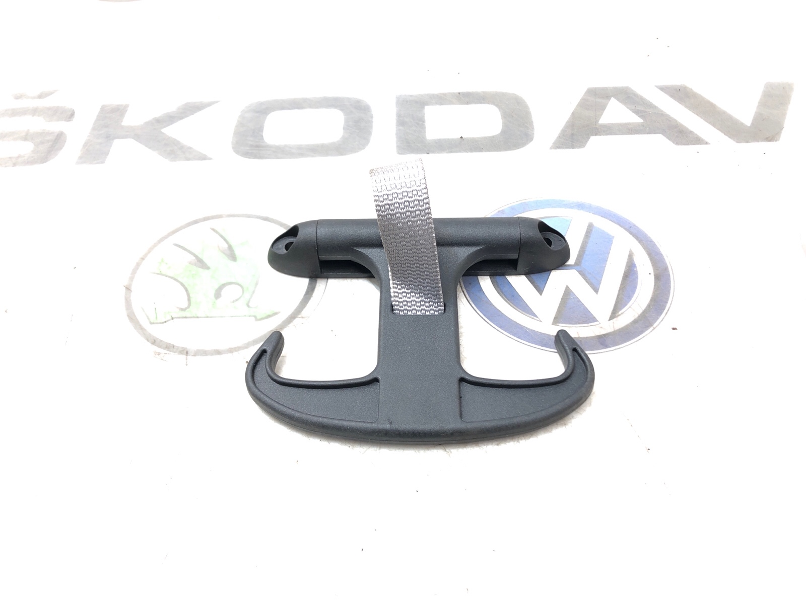 Крючок в багажник, 1000 рублей, Москва