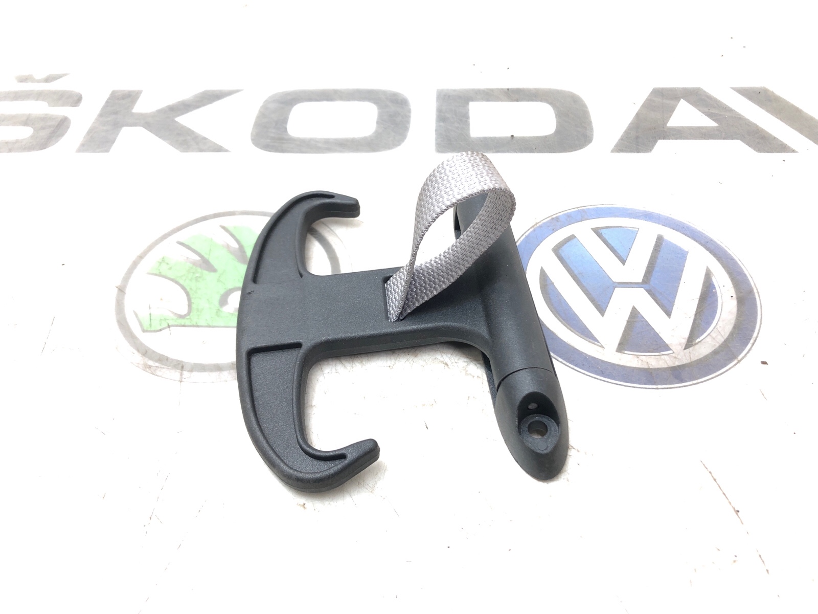 Крючок в багажник, 1000 рублей, Москва