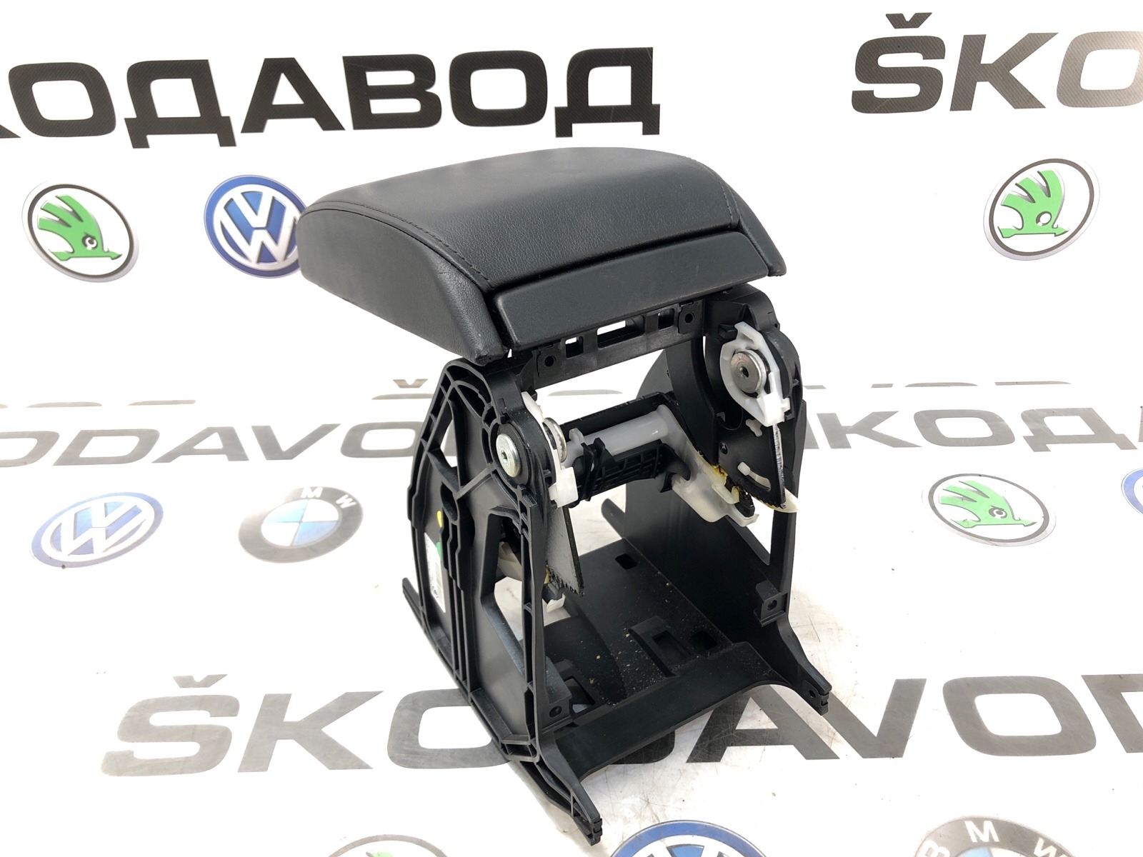 подлокотник, 7000 рублей, Москва