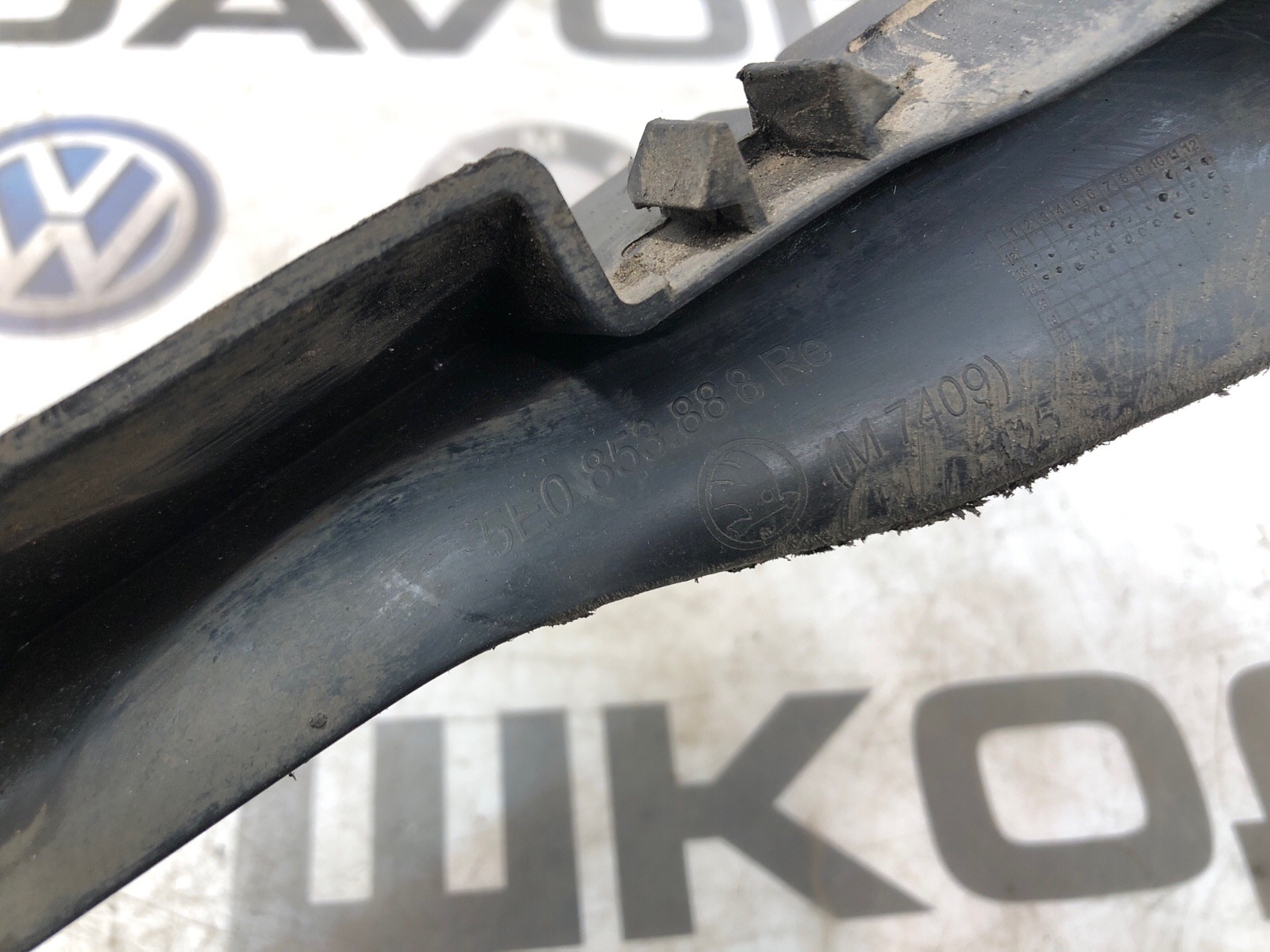 Спойлер подкрылка, 1000 рублей, Москва