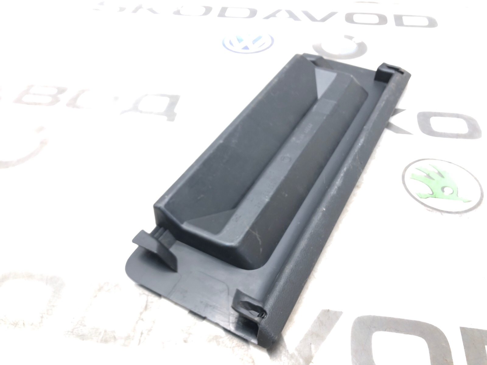 Накладка багажника, 1000 рублей, Москва