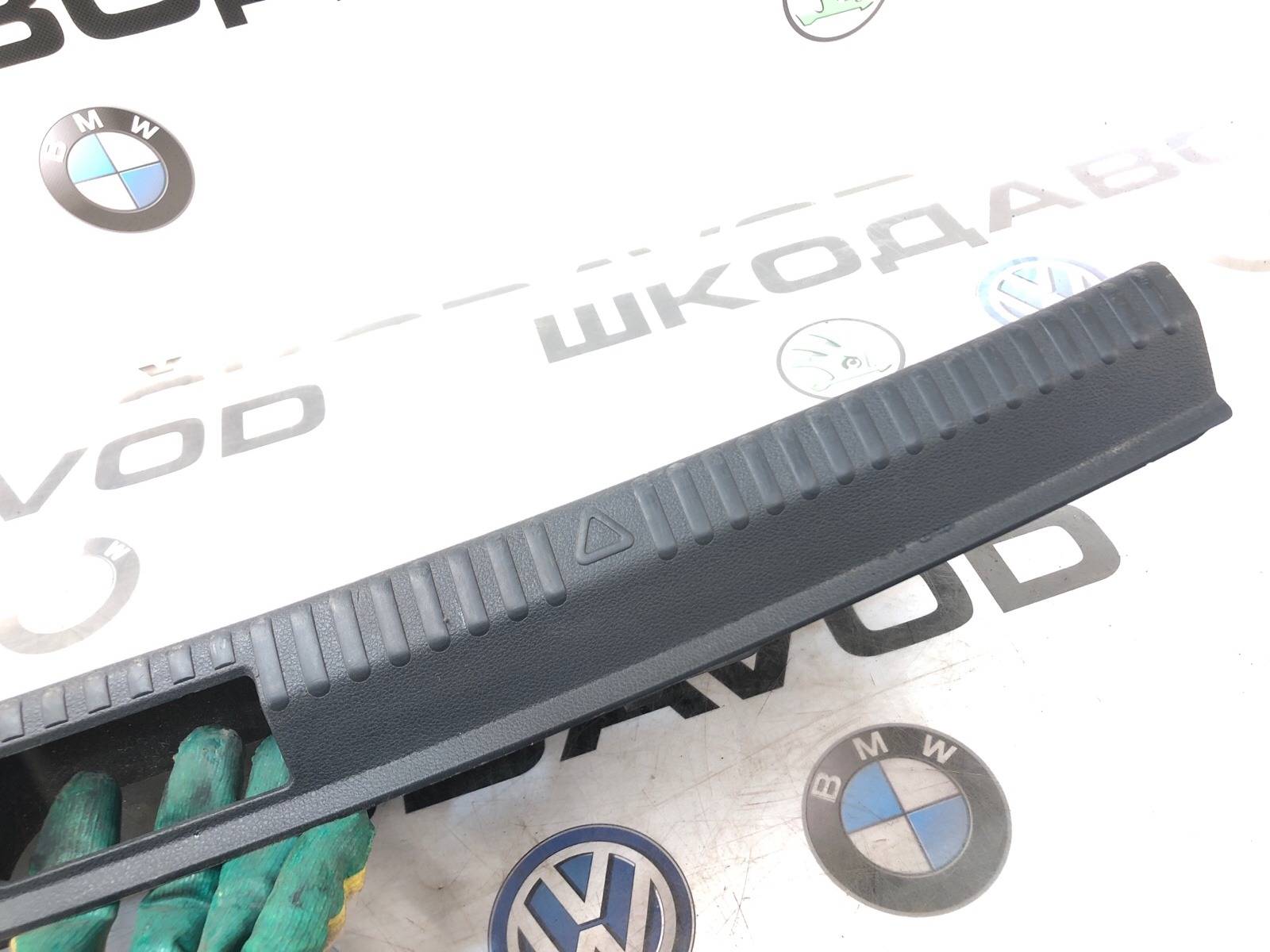 Накладка замка багажника, 1500 рублей, Москва