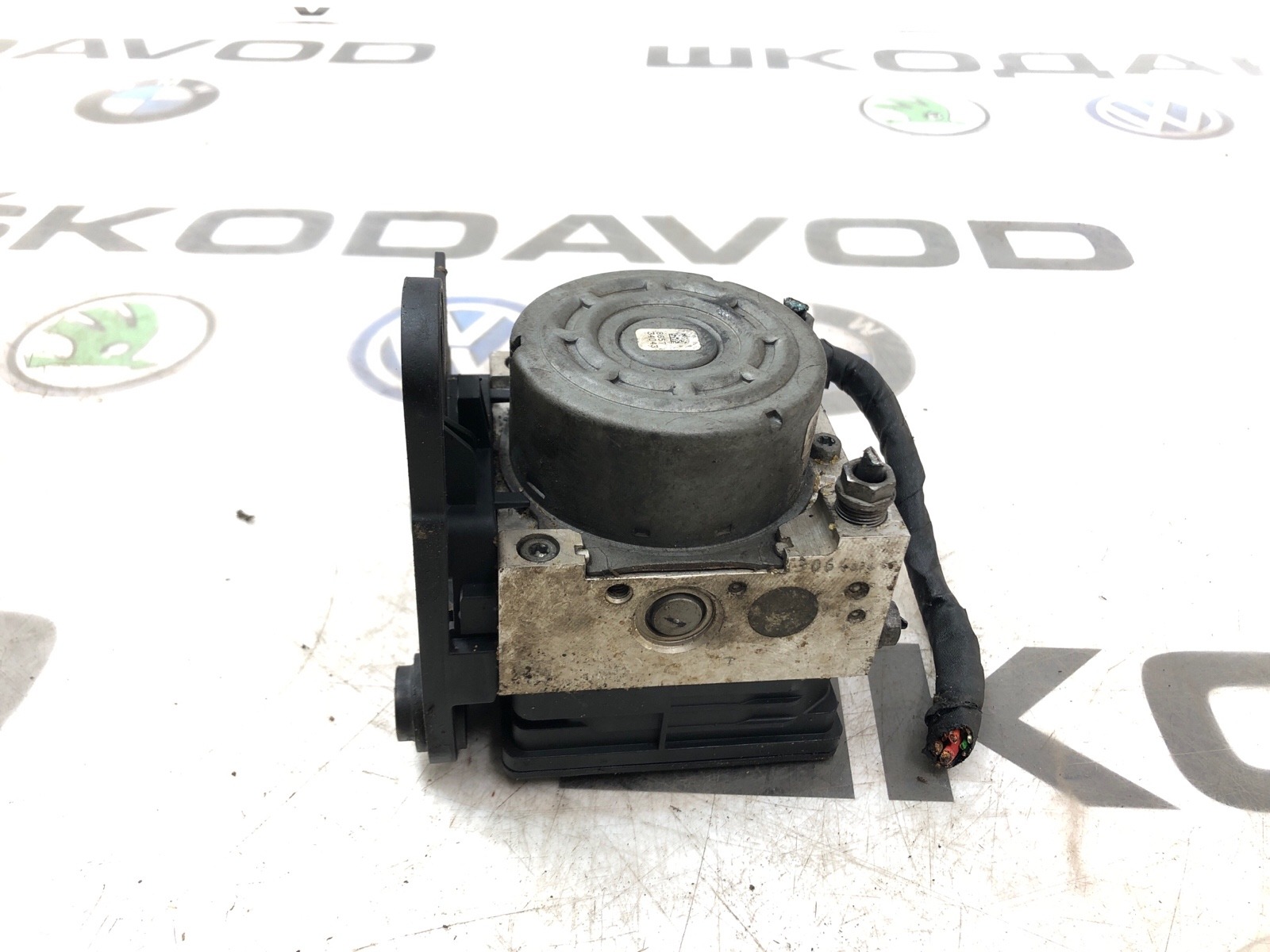 блок ABS, 4000 рублей, Москва