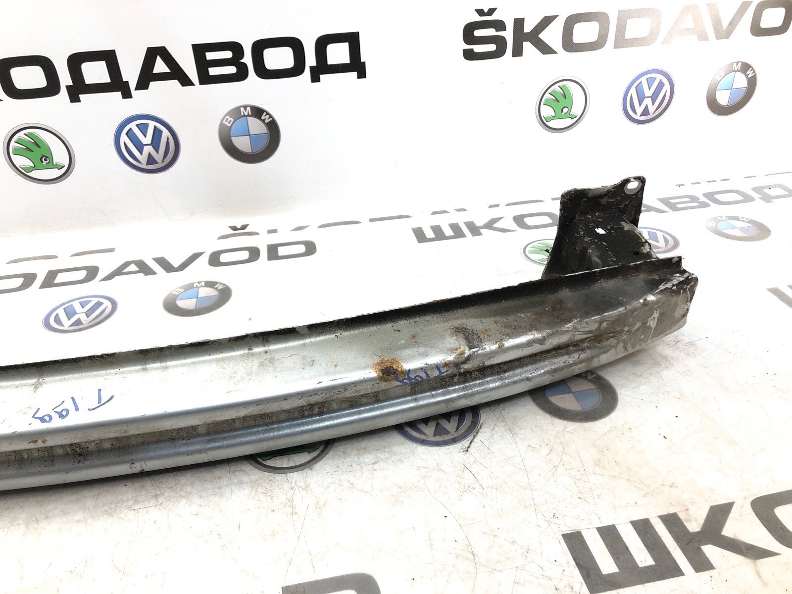 усилитель бампера, 1000 рублей, Москва