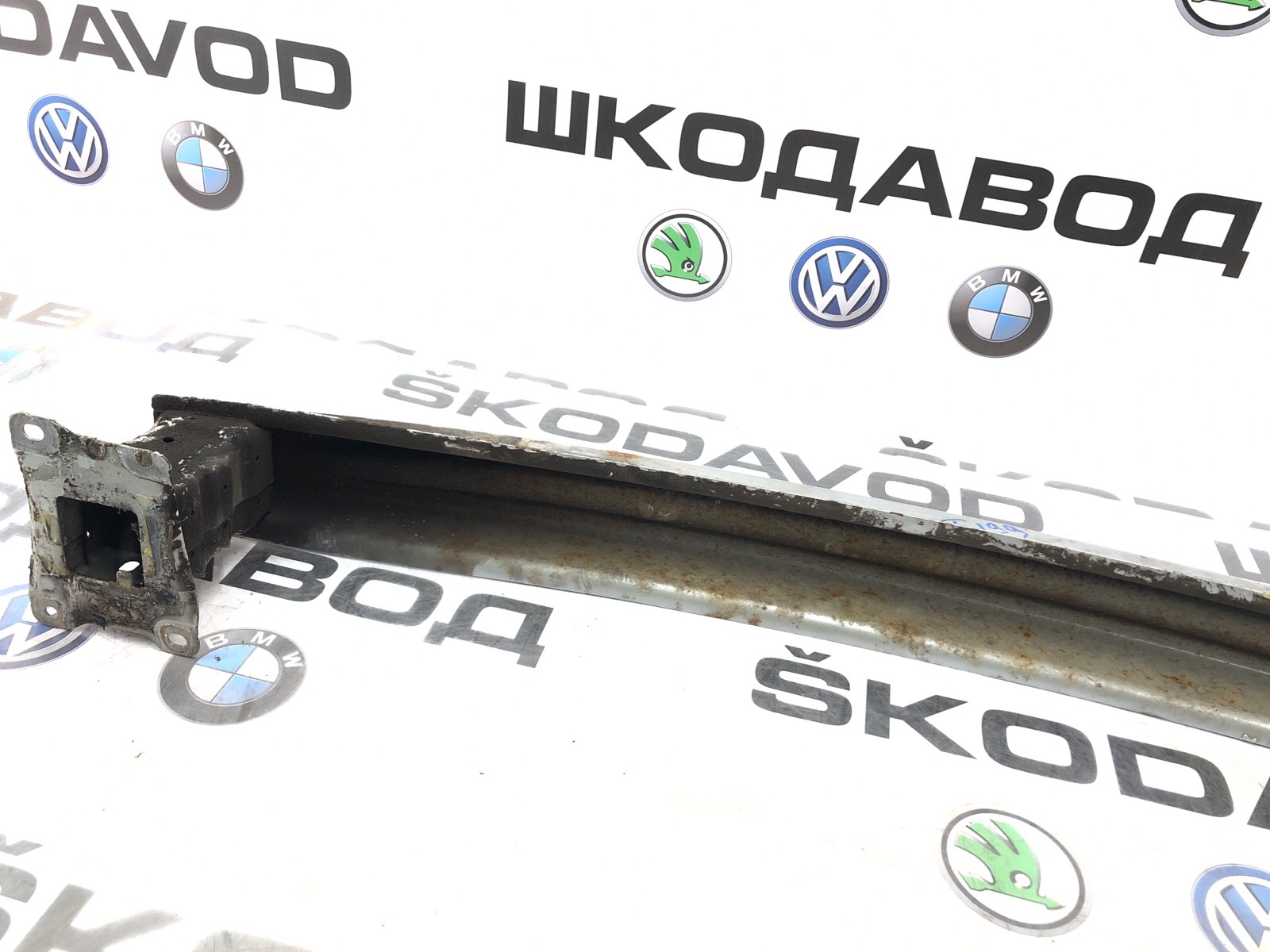 усилитель бампера, 1000 рублей, Москва