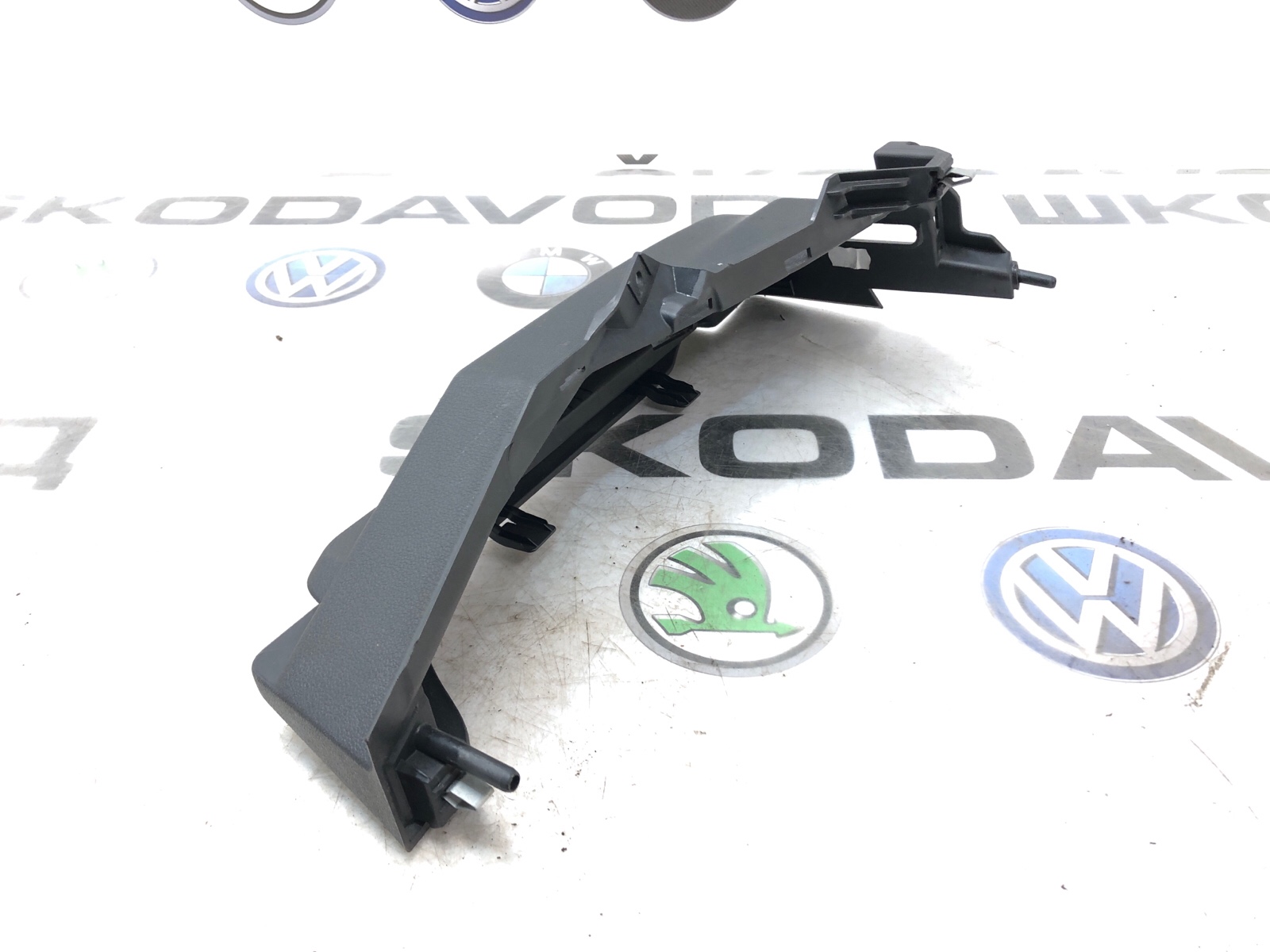 Направляющая полки багажника, 500 рублей, Москва