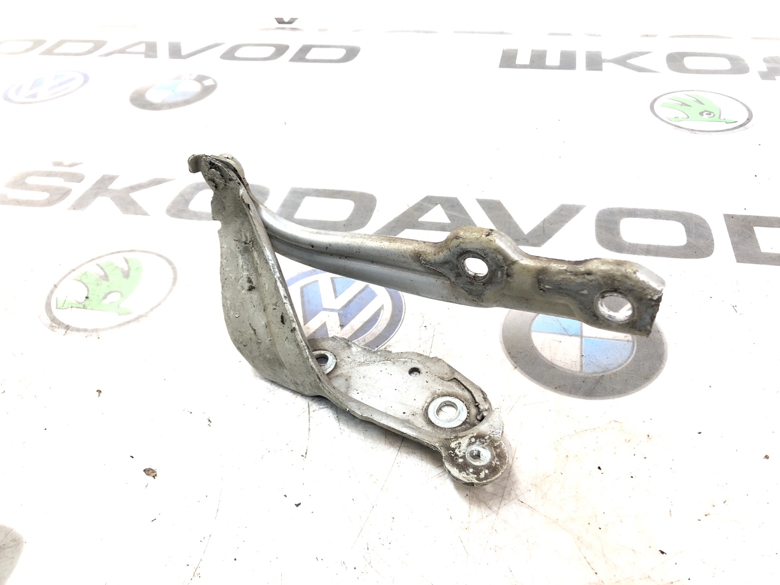 петля капота, 2000 рублей, Москва