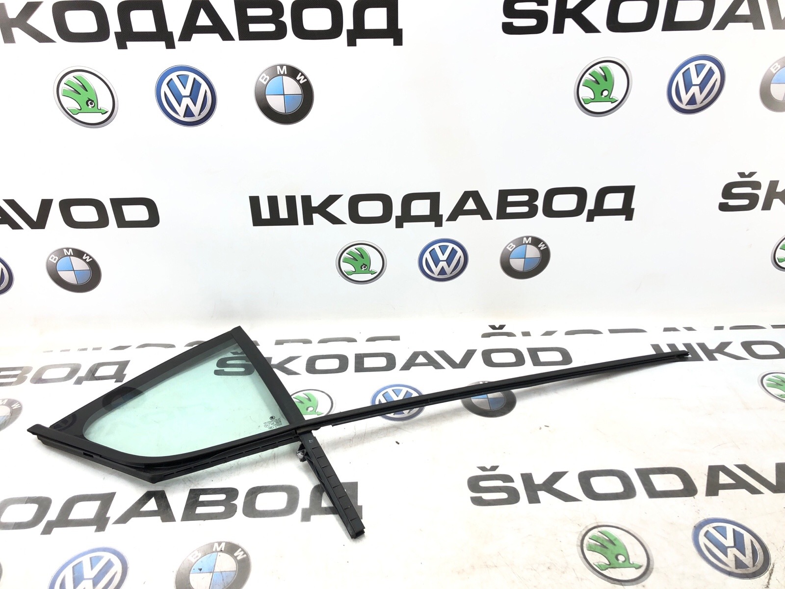 форточка двери, 4500 рублей, Москва