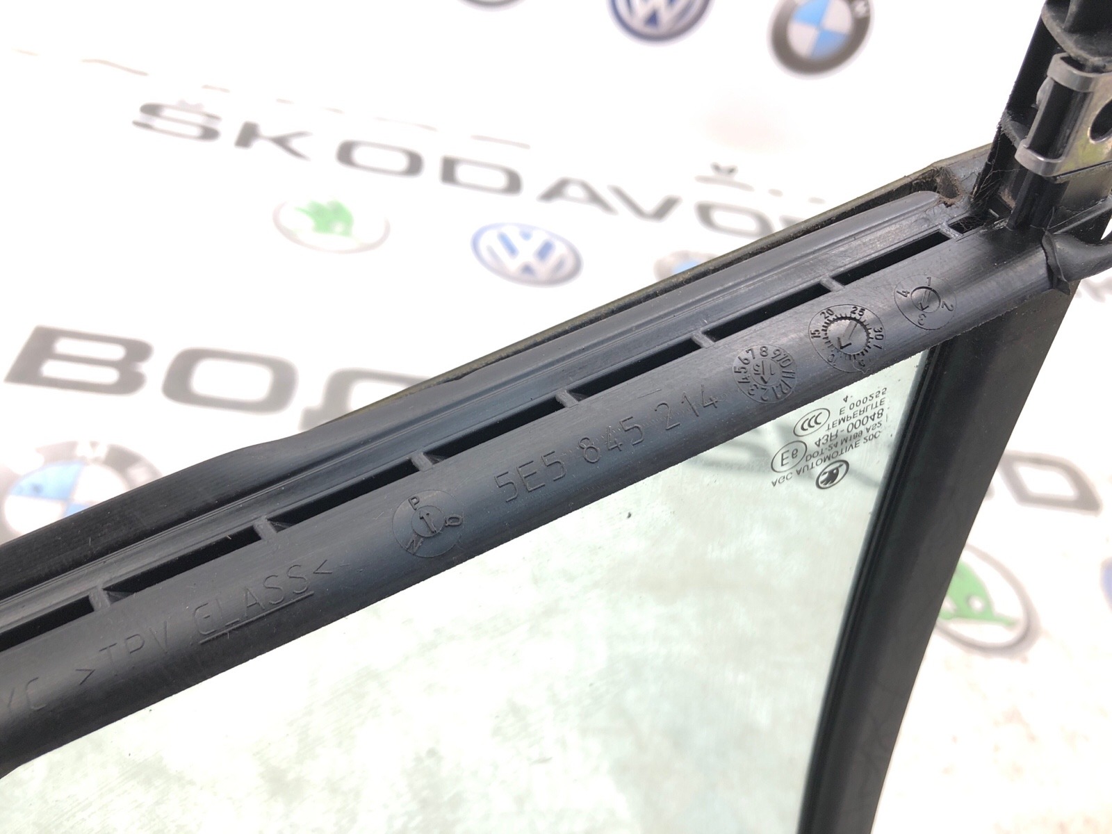 форточка двери, 4500 рублей, Москва