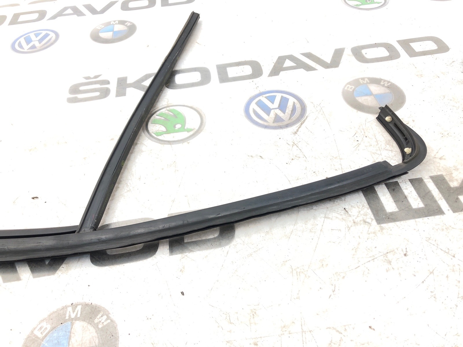 Уплотнитель стекла, 2000 рублей, Москва