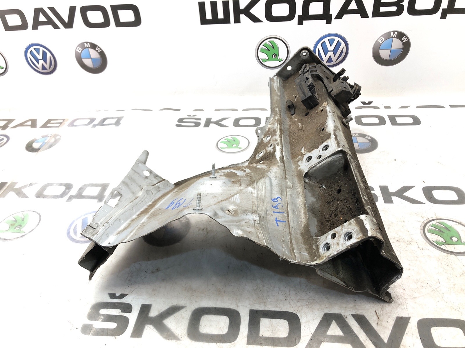 лонжерон, 5000 рублей, Москва