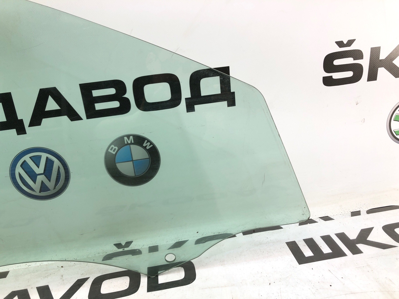 Стекло двери, 2000 рублей, Москва