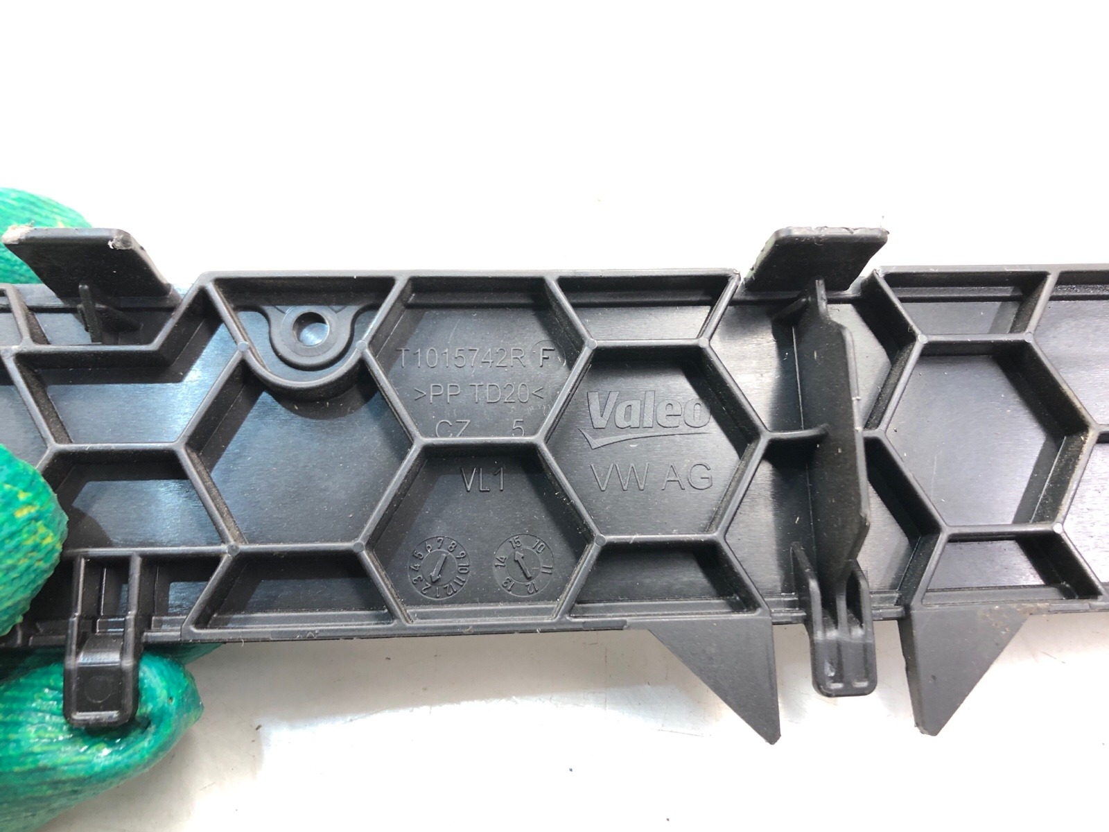 Крышка салонного фильтра, 3000 рублей, Москва