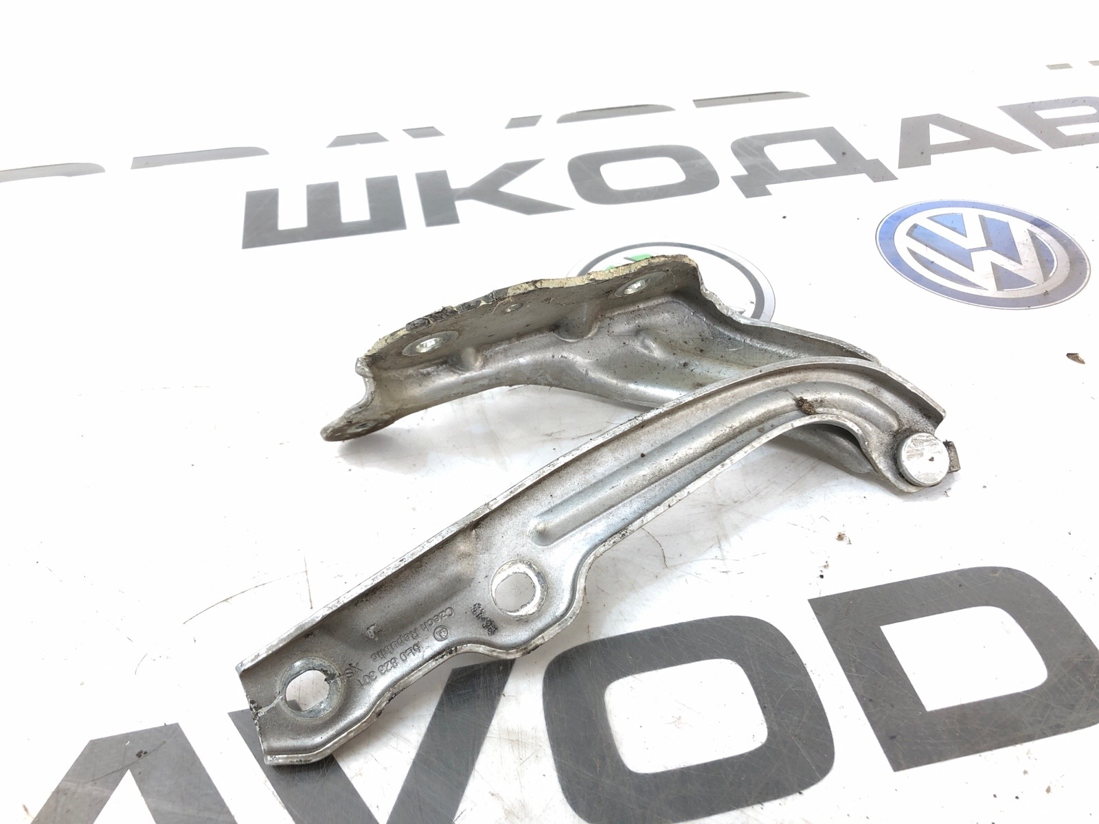 петля капота, 2000 рублей, Москва