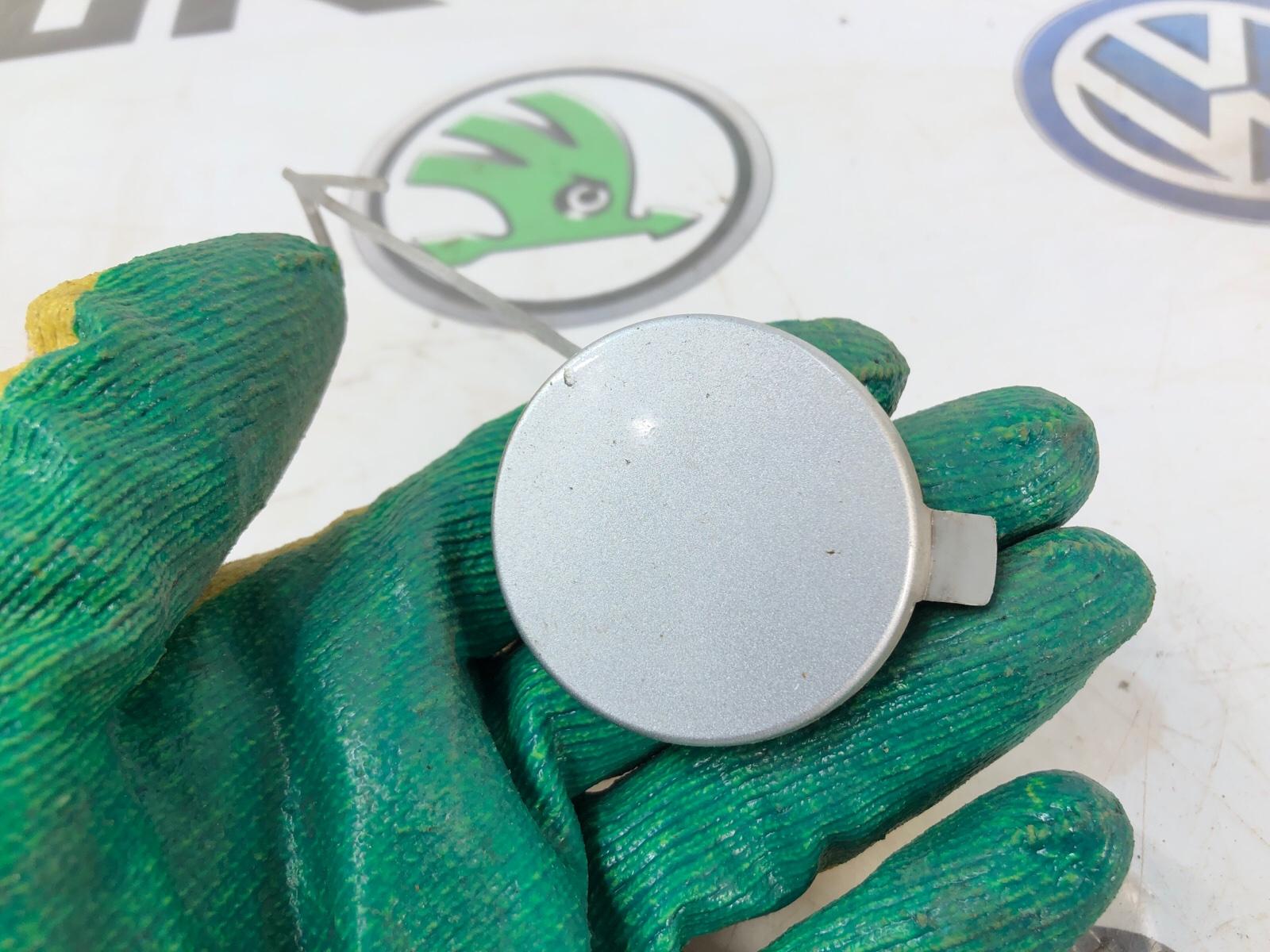 заглушка буксировочного крюка, 1000 рублей, Москва