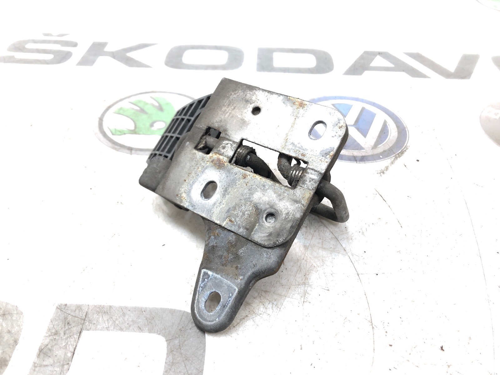 крюк капота, 2500 рублей, Москва