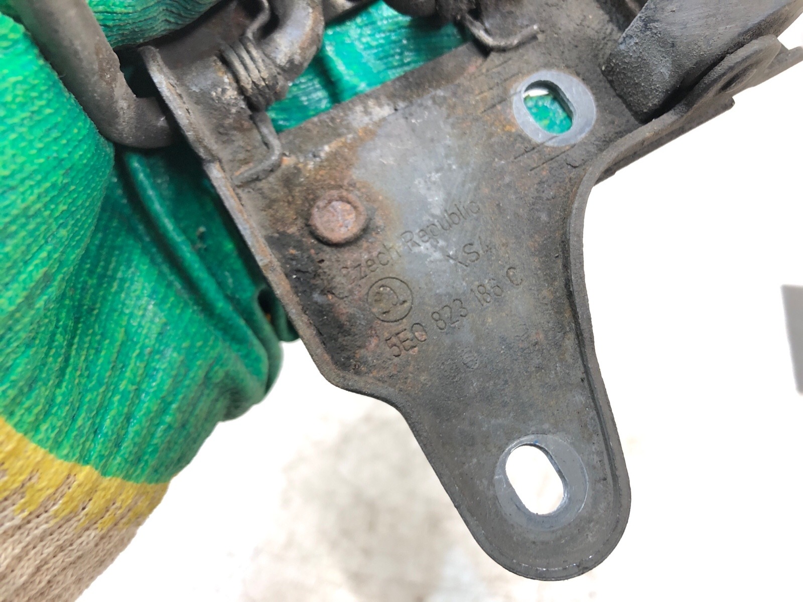 крюк капота, 2500 рублей, Москва