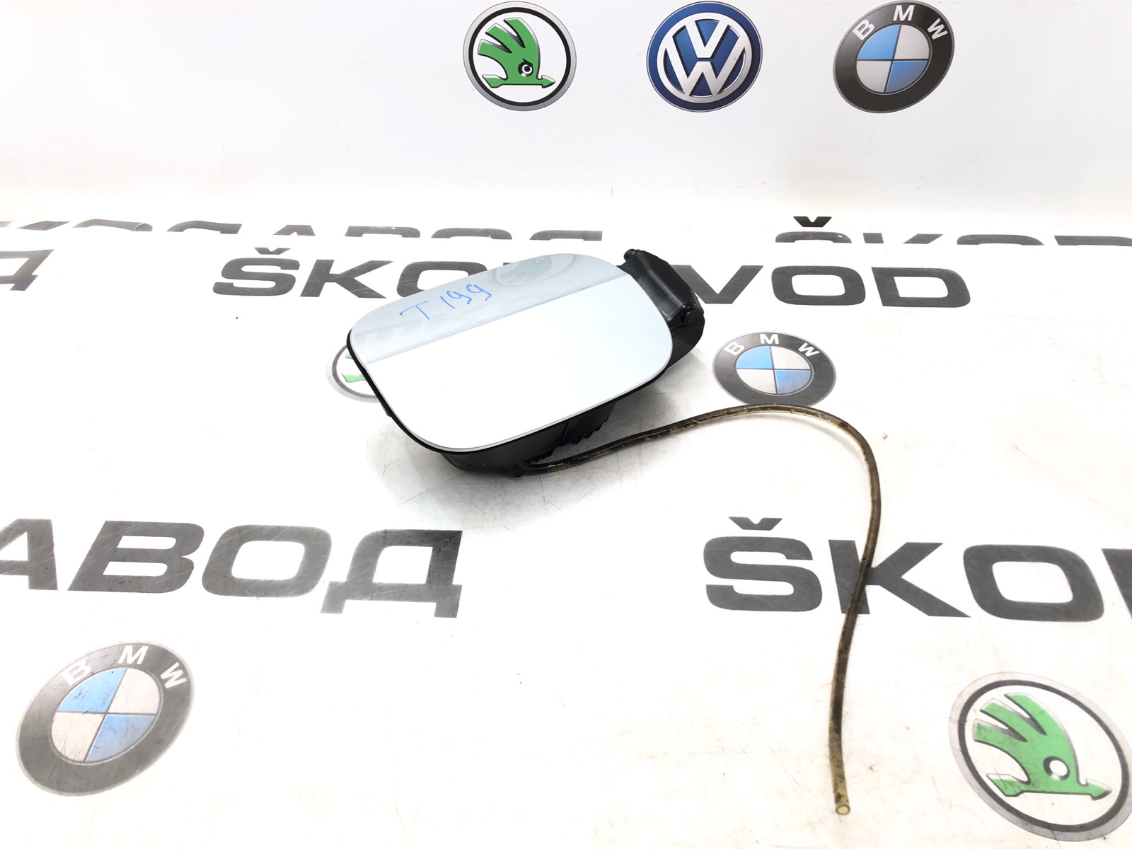 лючок бензобака, 2000 рублей, Москва