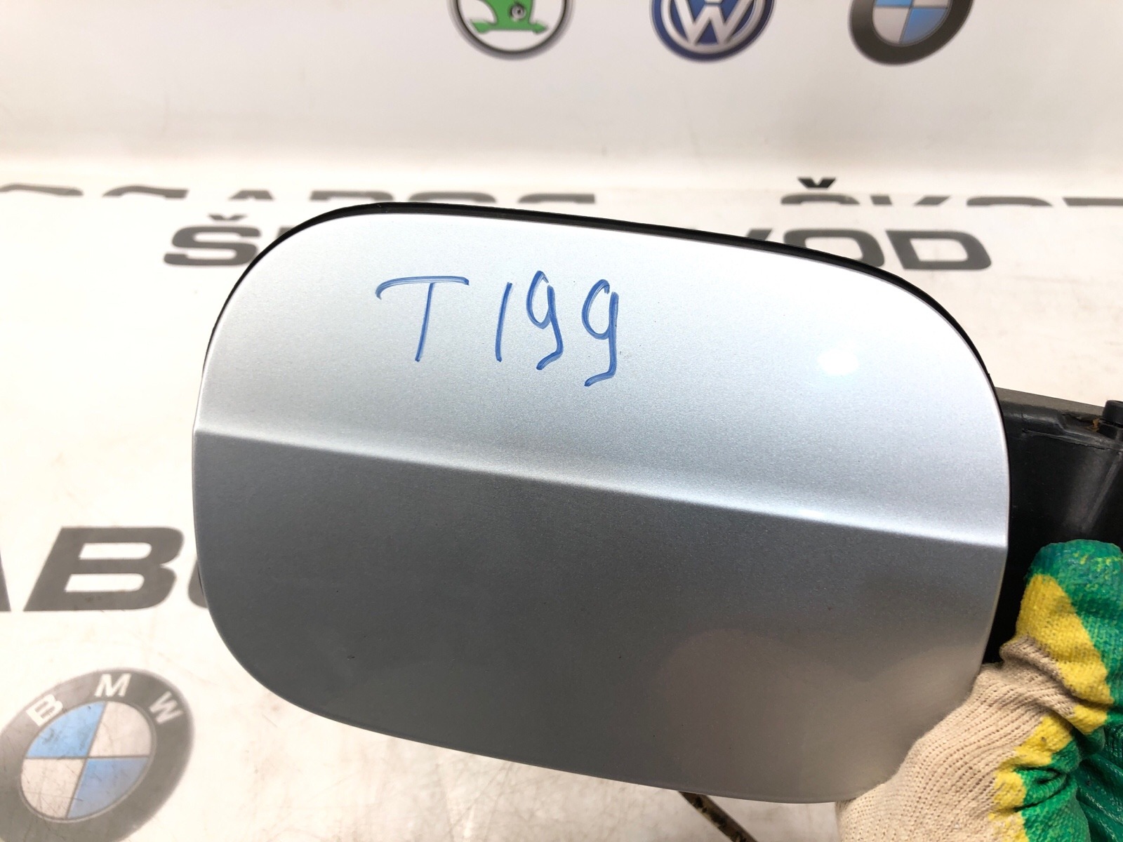 лючок бензобака, 2000 рублей, Москва