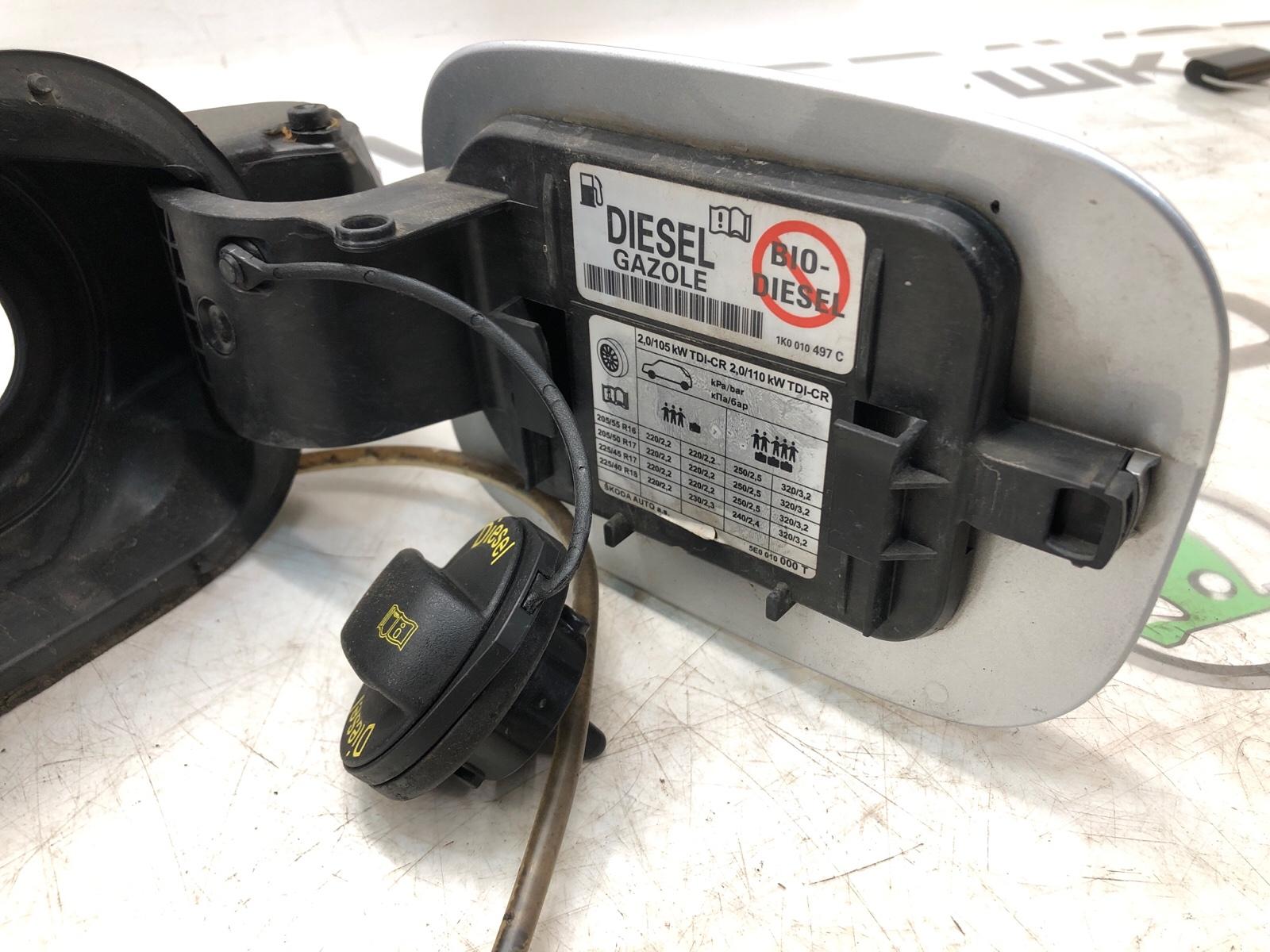 лючок бензобака, 2000 рублей, Москва